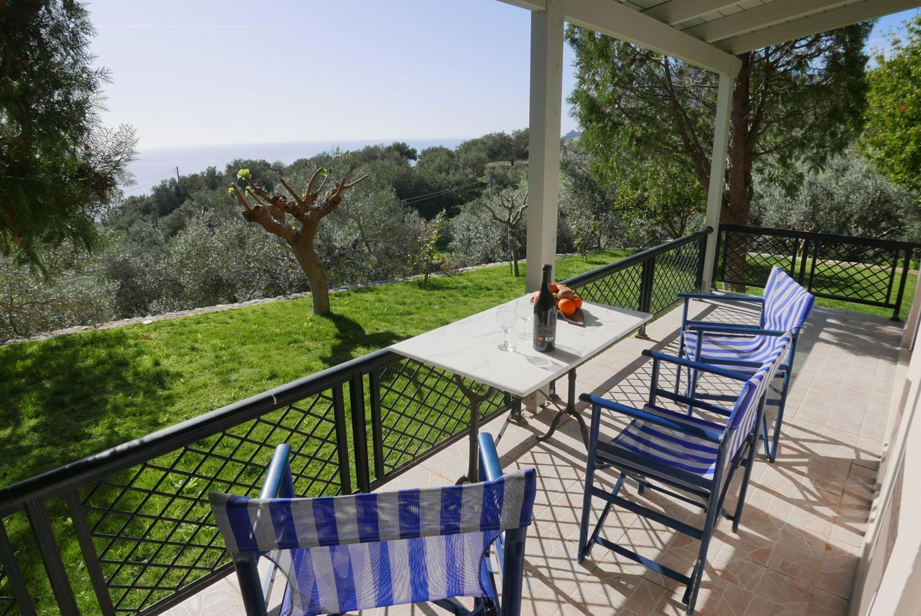 Studio Apartment with Sea View photo 2