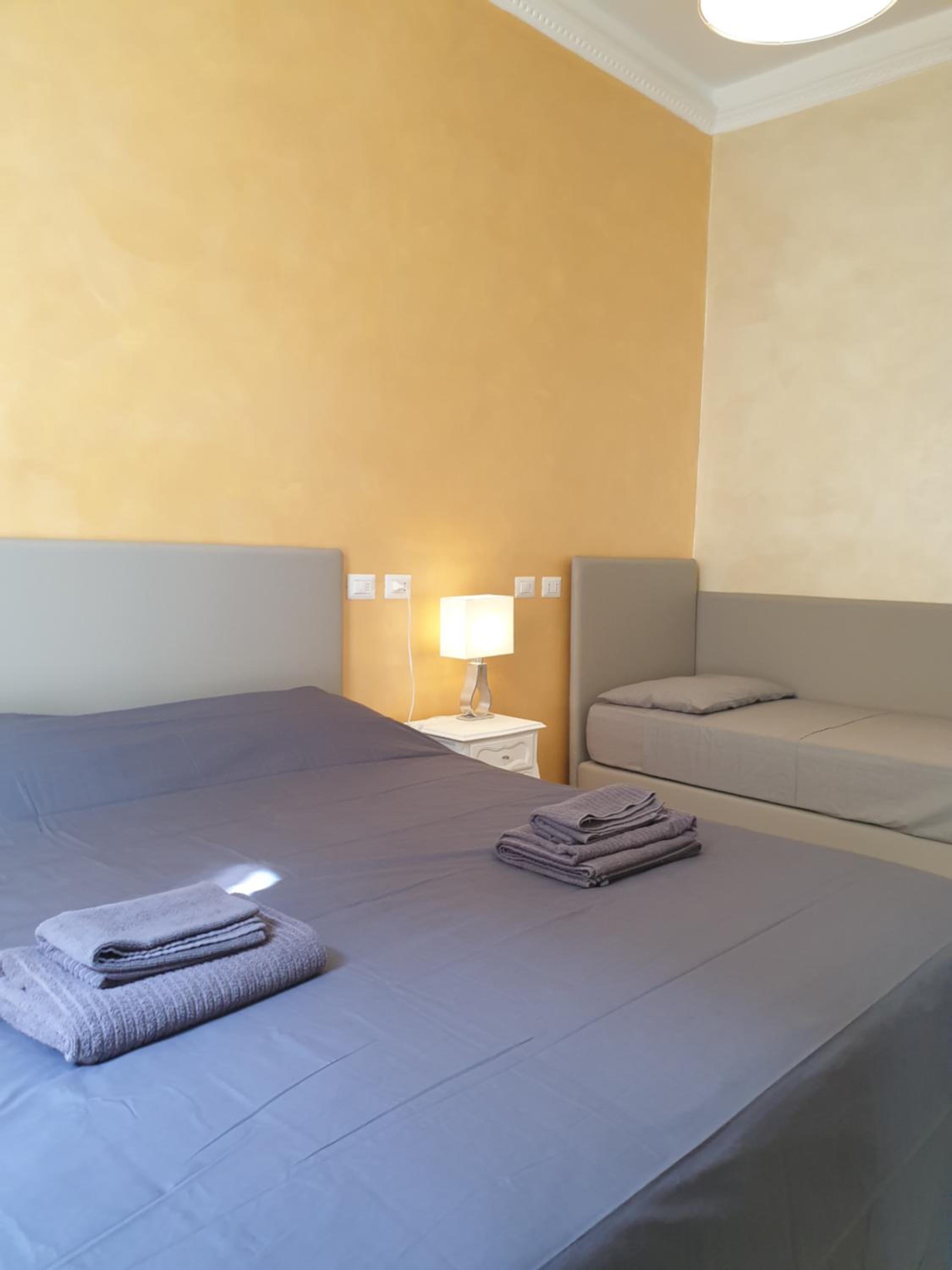 Triple Room with Private External Bathroom