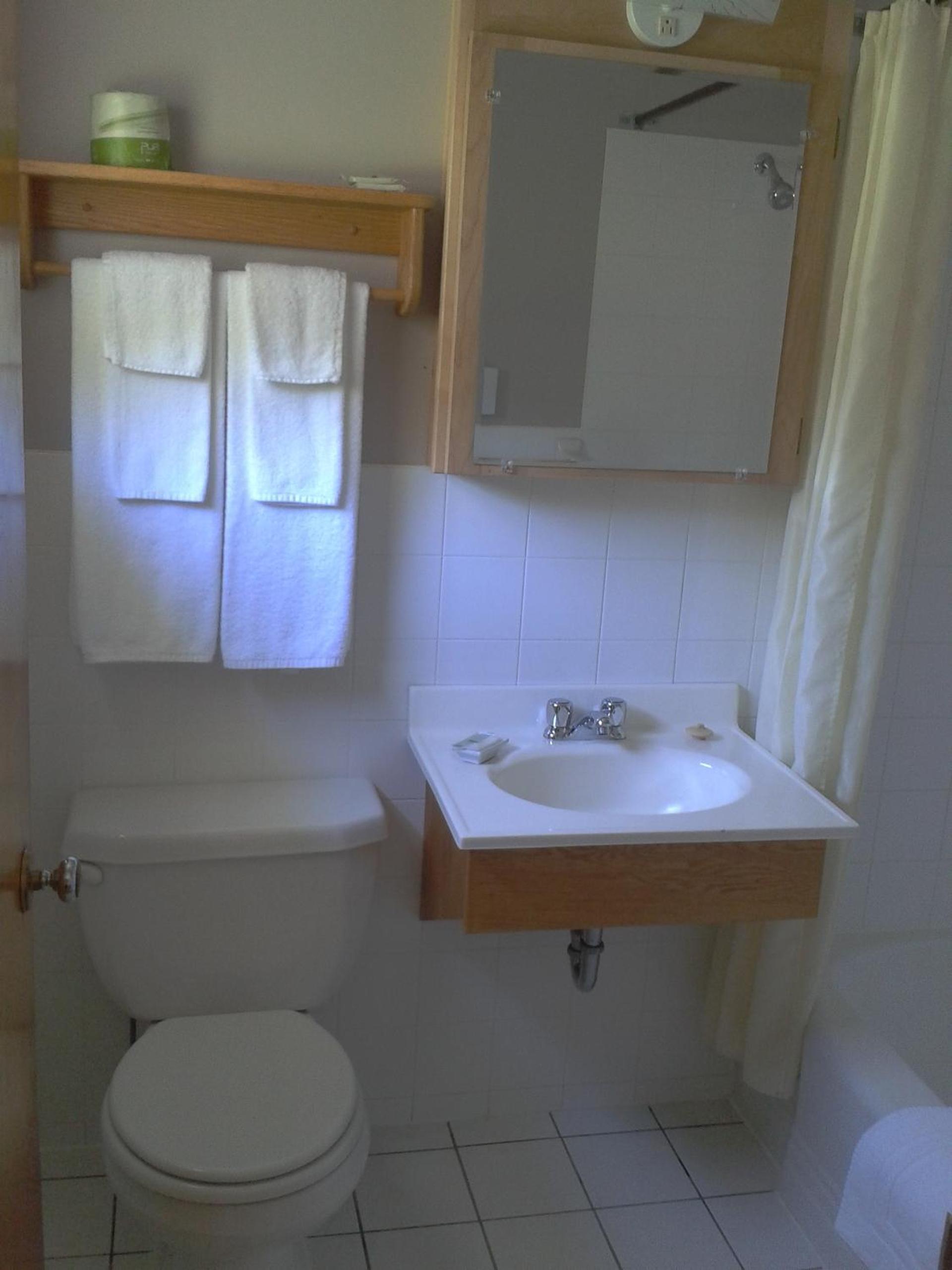 Double Room with Two Double Beds photo 3