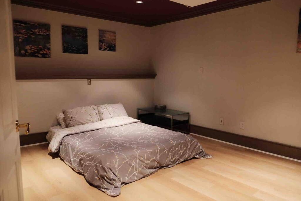 Two-Bedroom Apartment photo 2