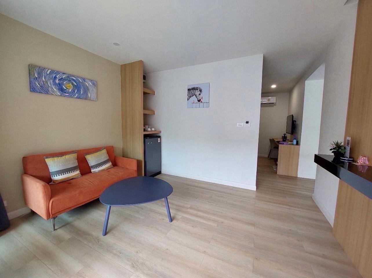 Superior King Room - Photo 4
