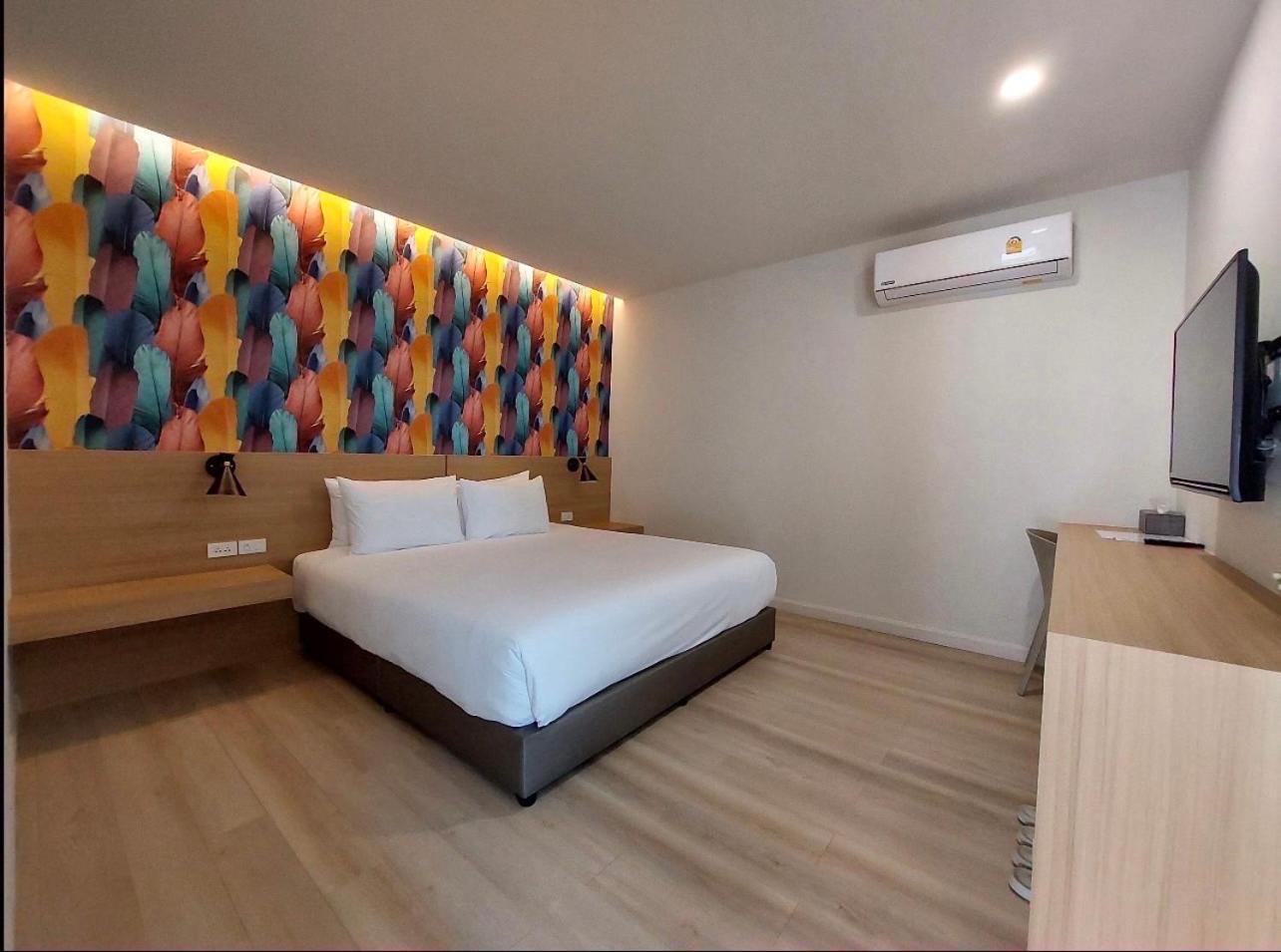 Superior King Room - Photo 1
