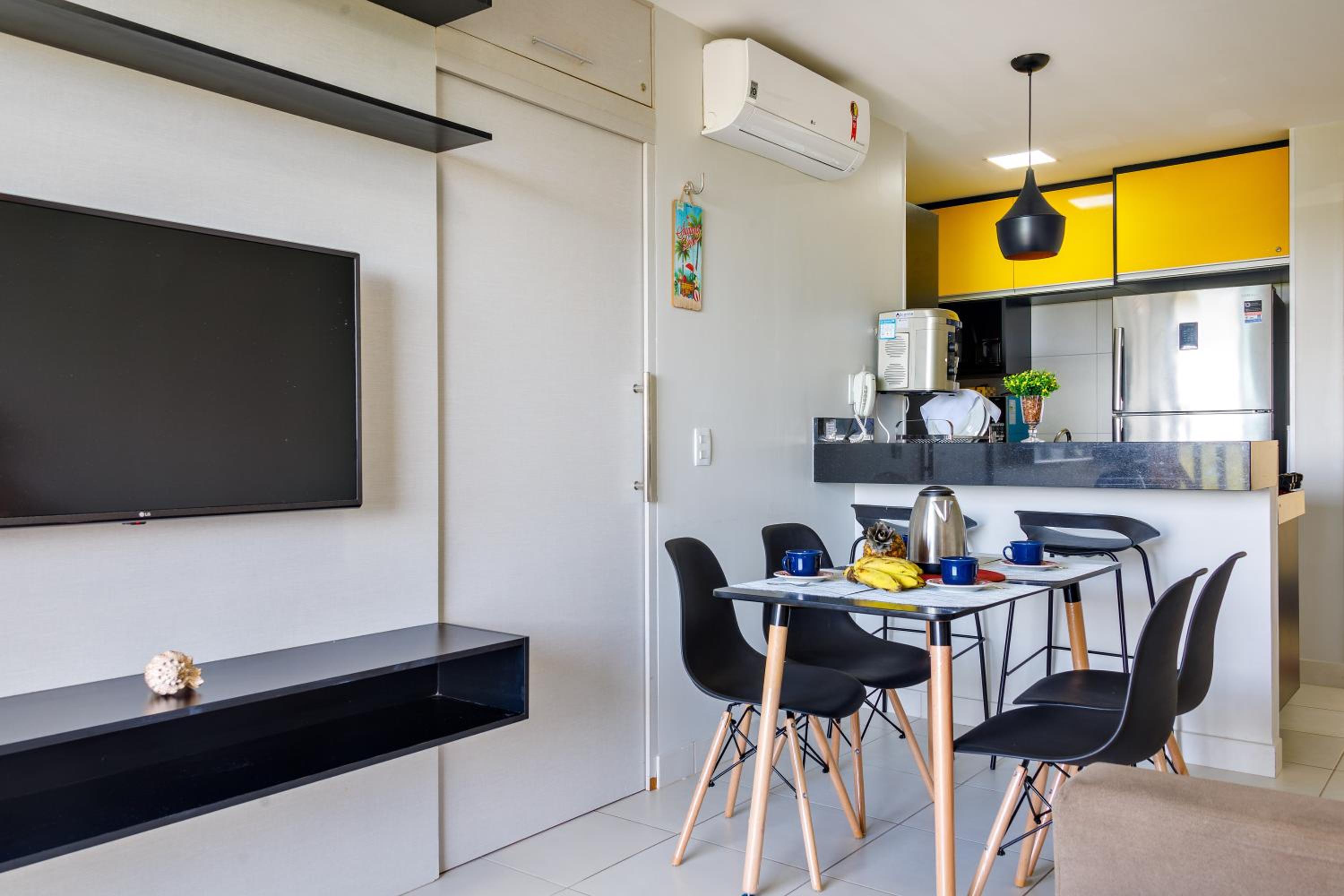 Apartment with Sea View - Photo 10