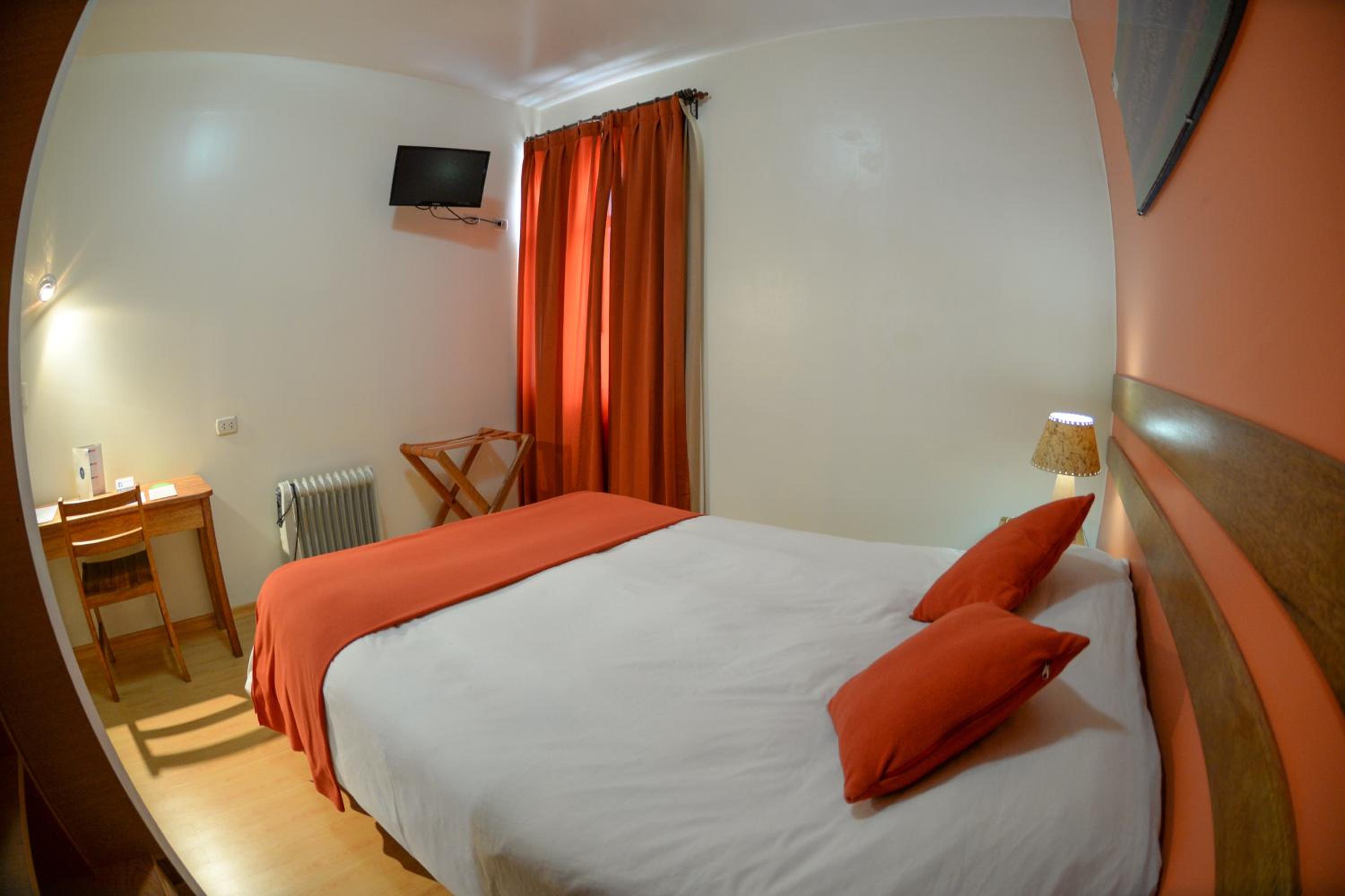 Single Room photo 3