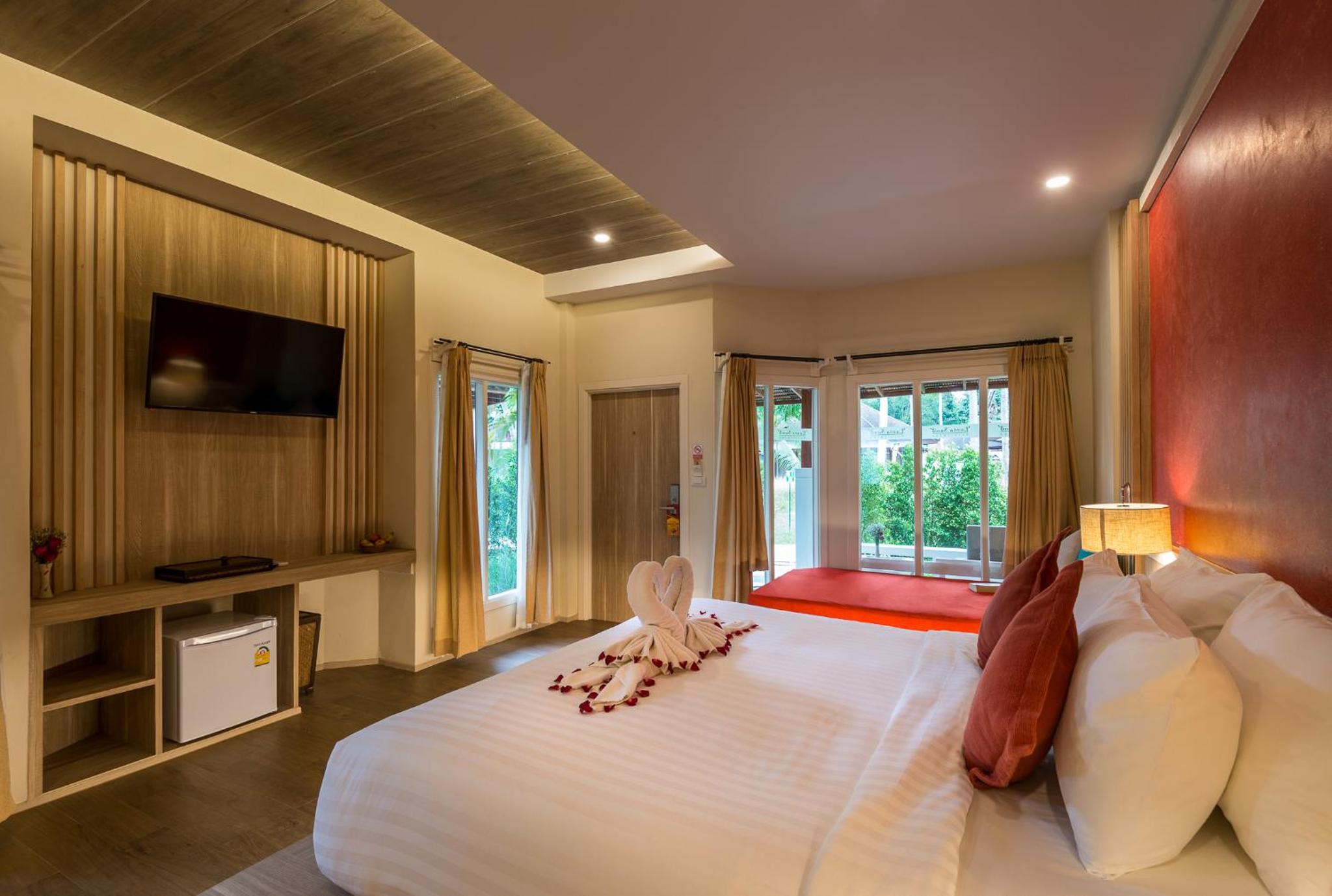 Villa with Plunge Pool - Photo 15