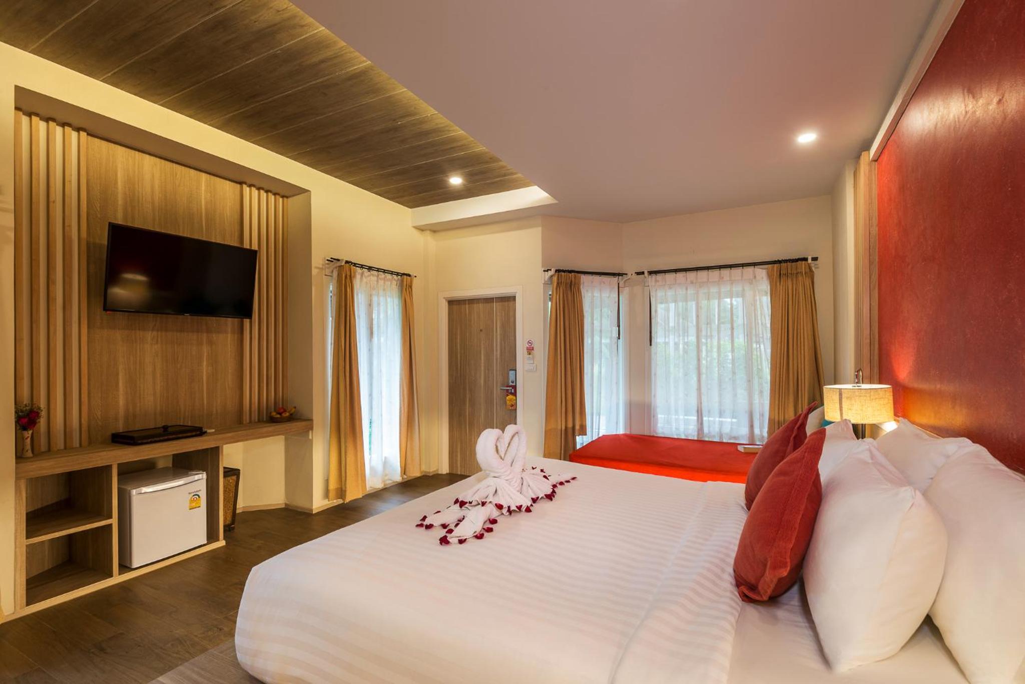 Villa with Plunge Pool - Photo 10