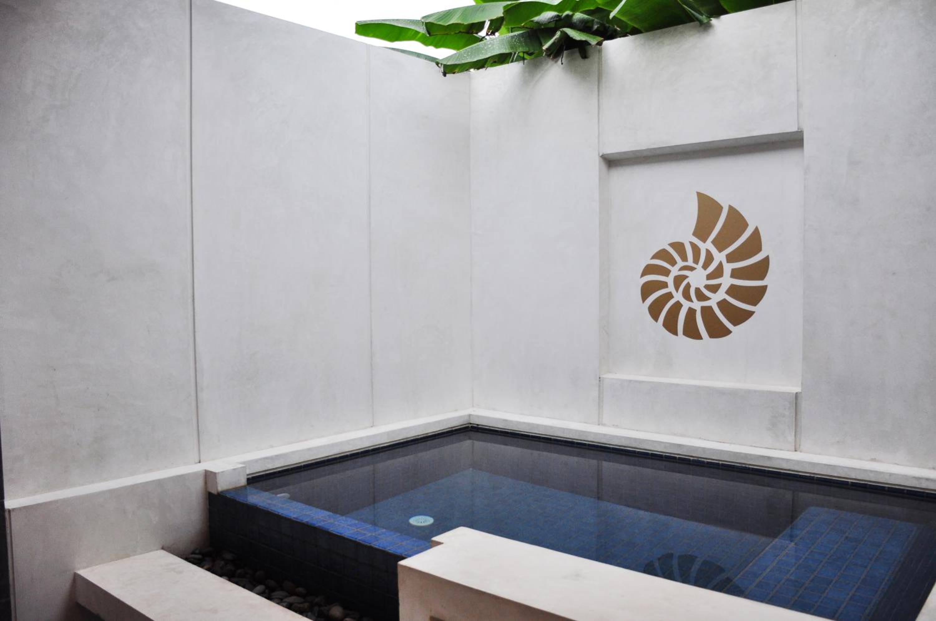 Villa with Plunge Pool - Photo 5