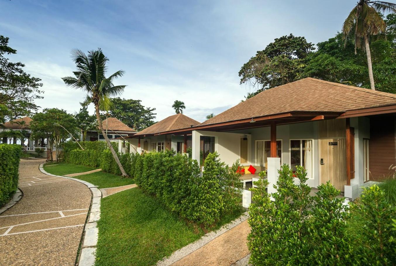 Villa with Plunge Pool - Photo 2