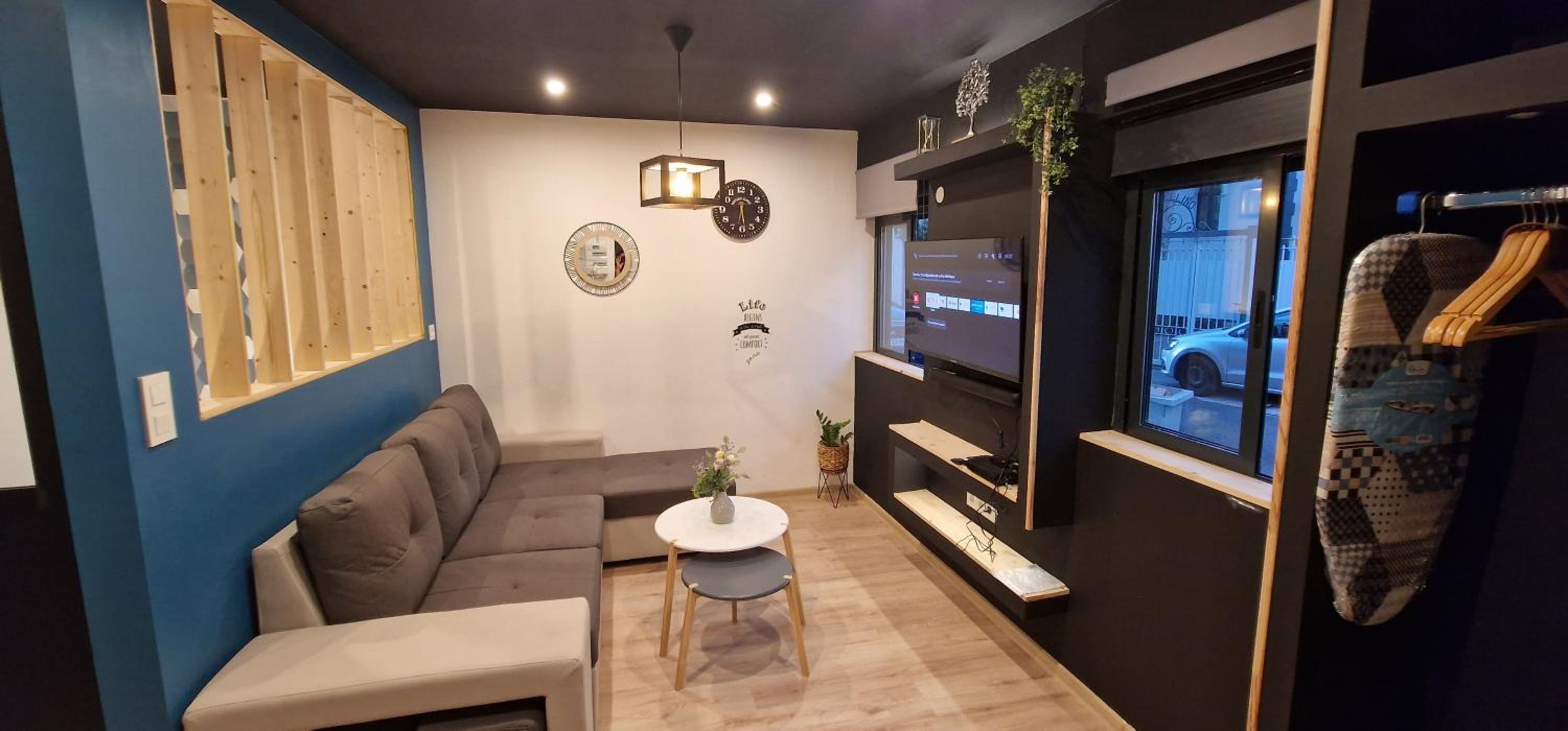 One-Bedroom Apartment