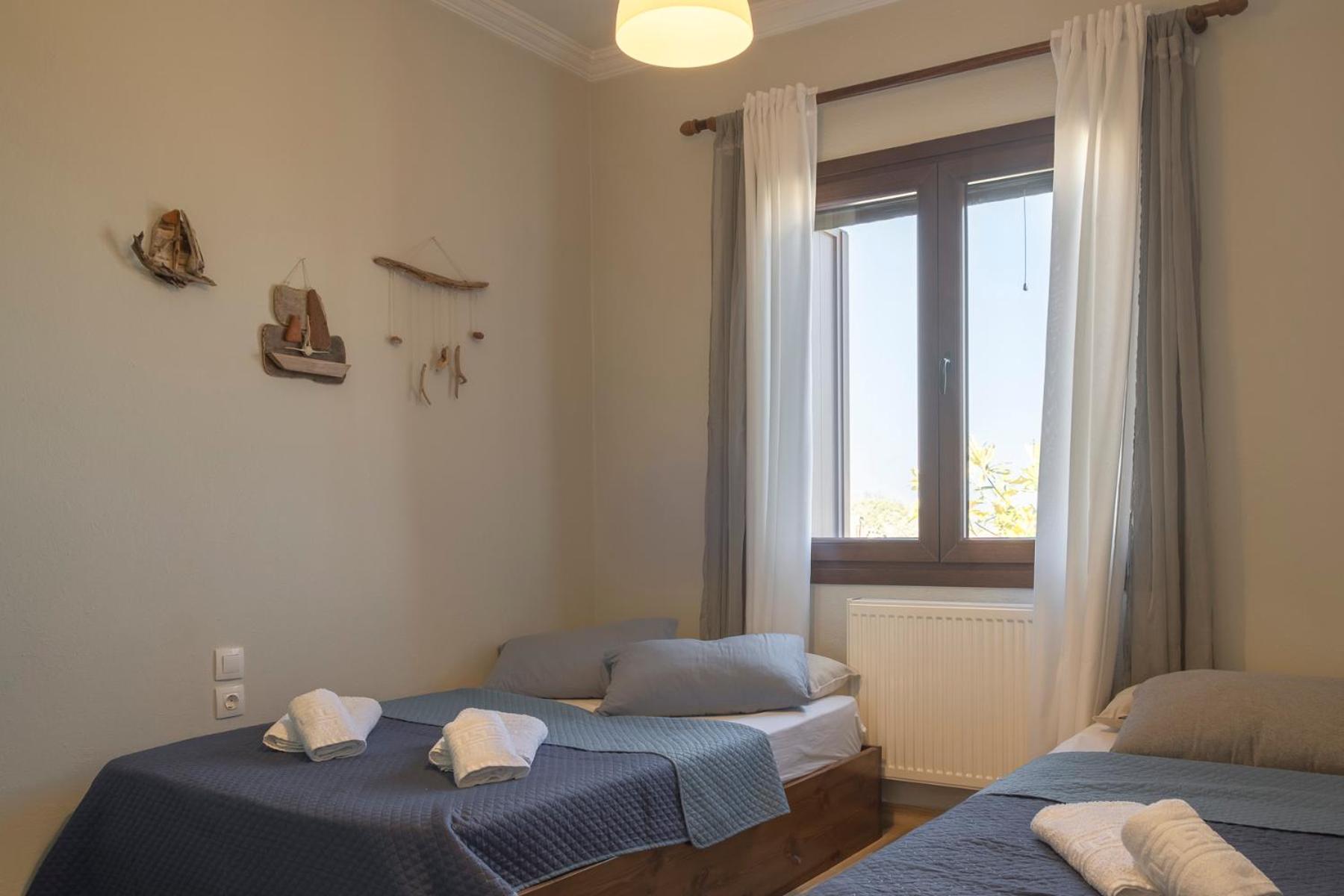 Two-Bedroom House photo 2