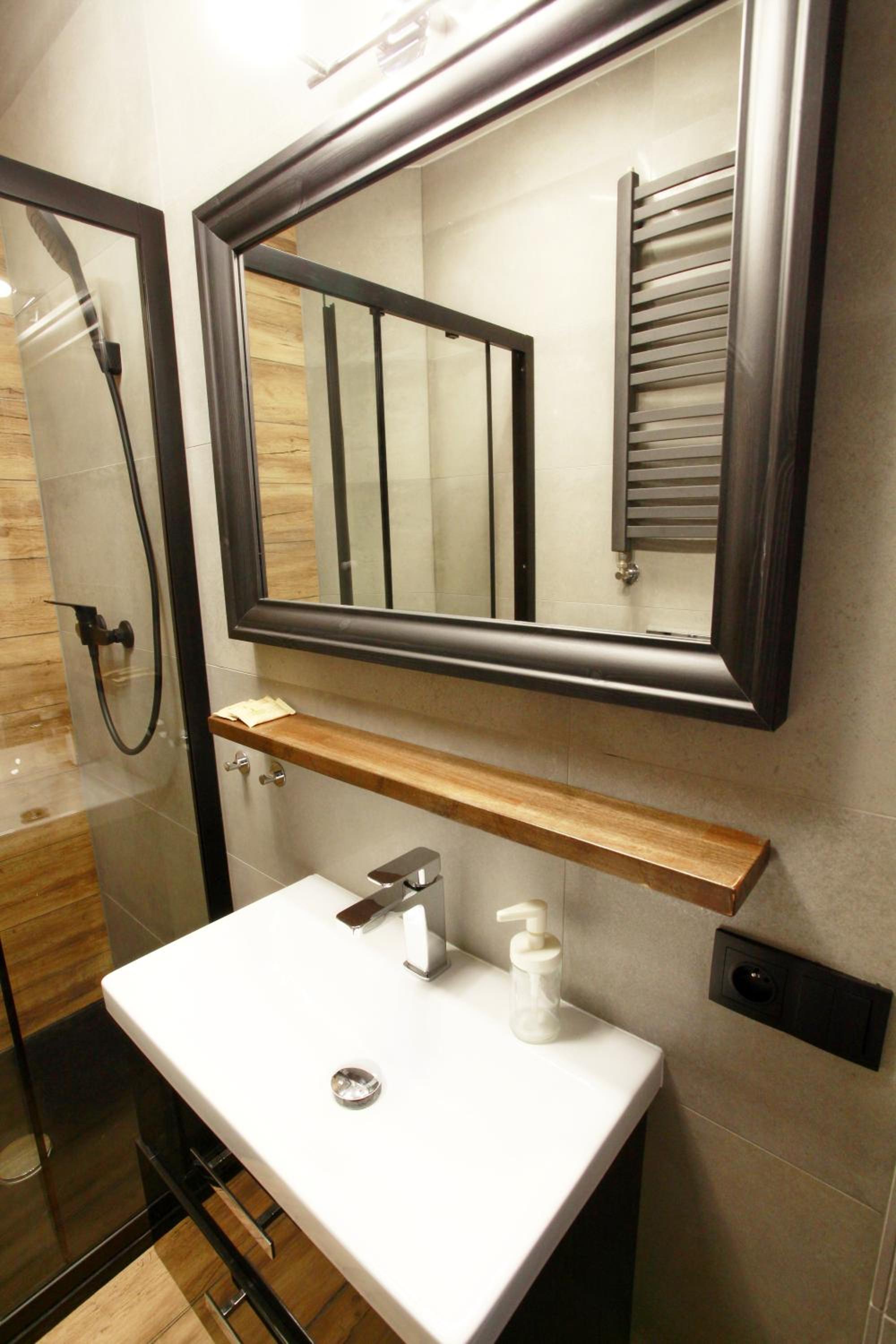 Classic Triple Room - Photo 10