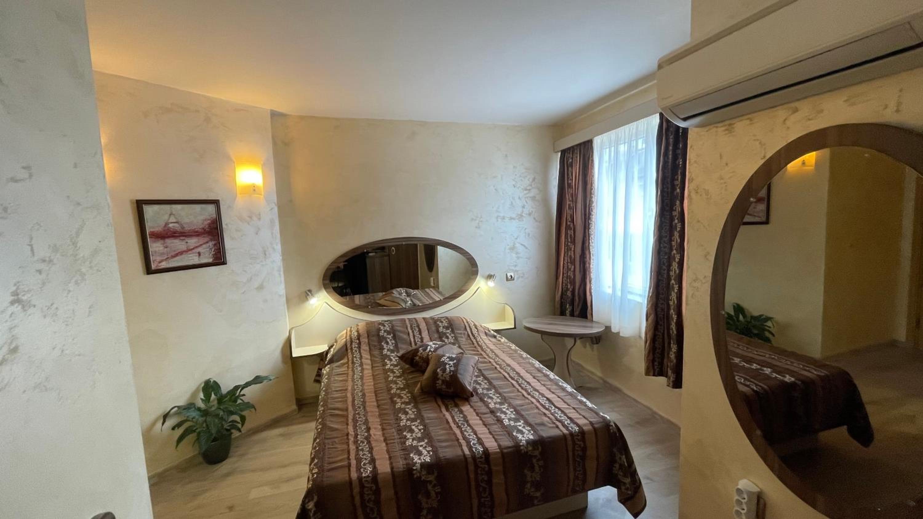 Double or Twin Room - Photo 48