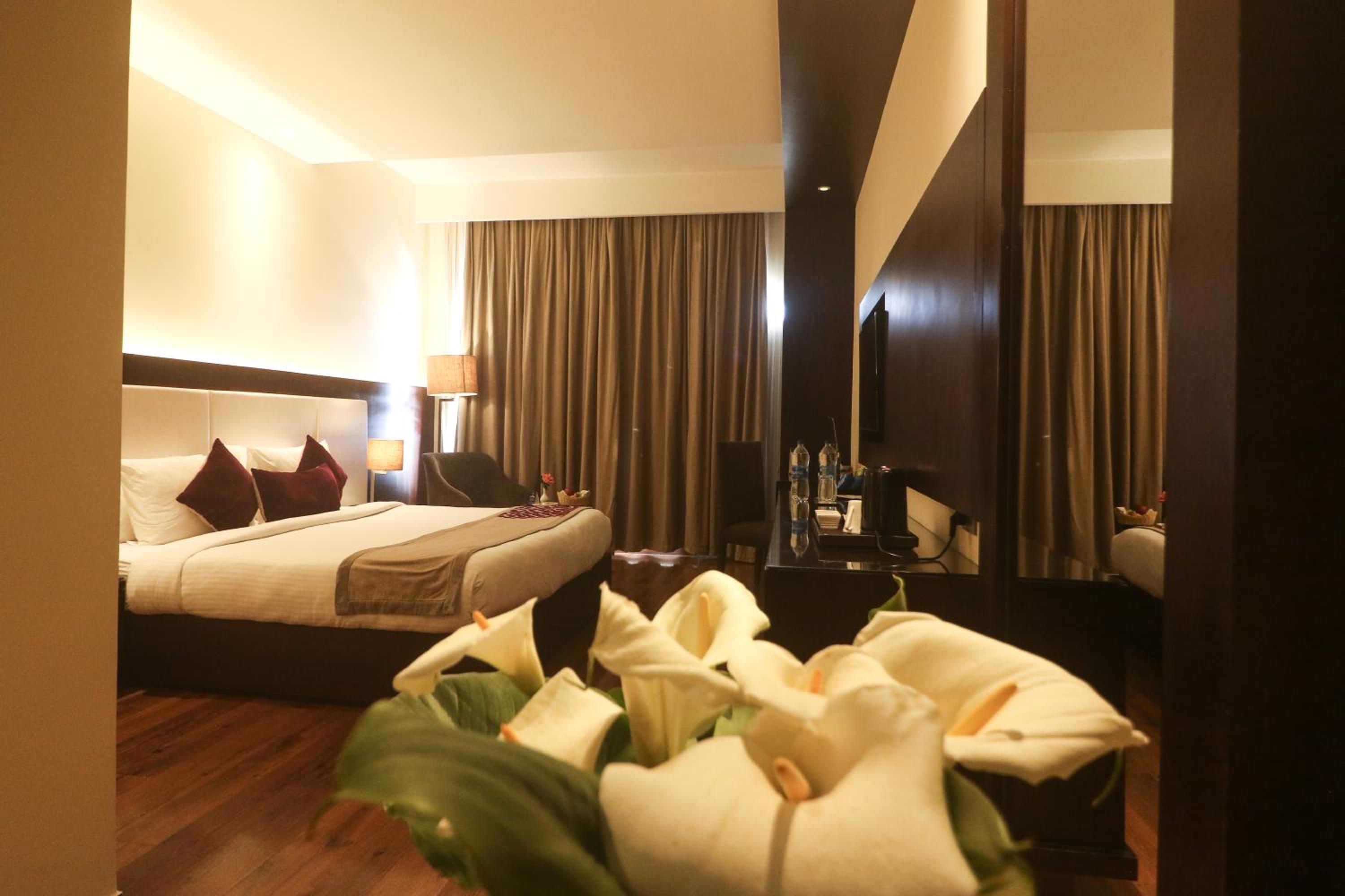Mountain View Room with Balcony, Complimentry Evening Tea-Coffee with cookies at open terrace