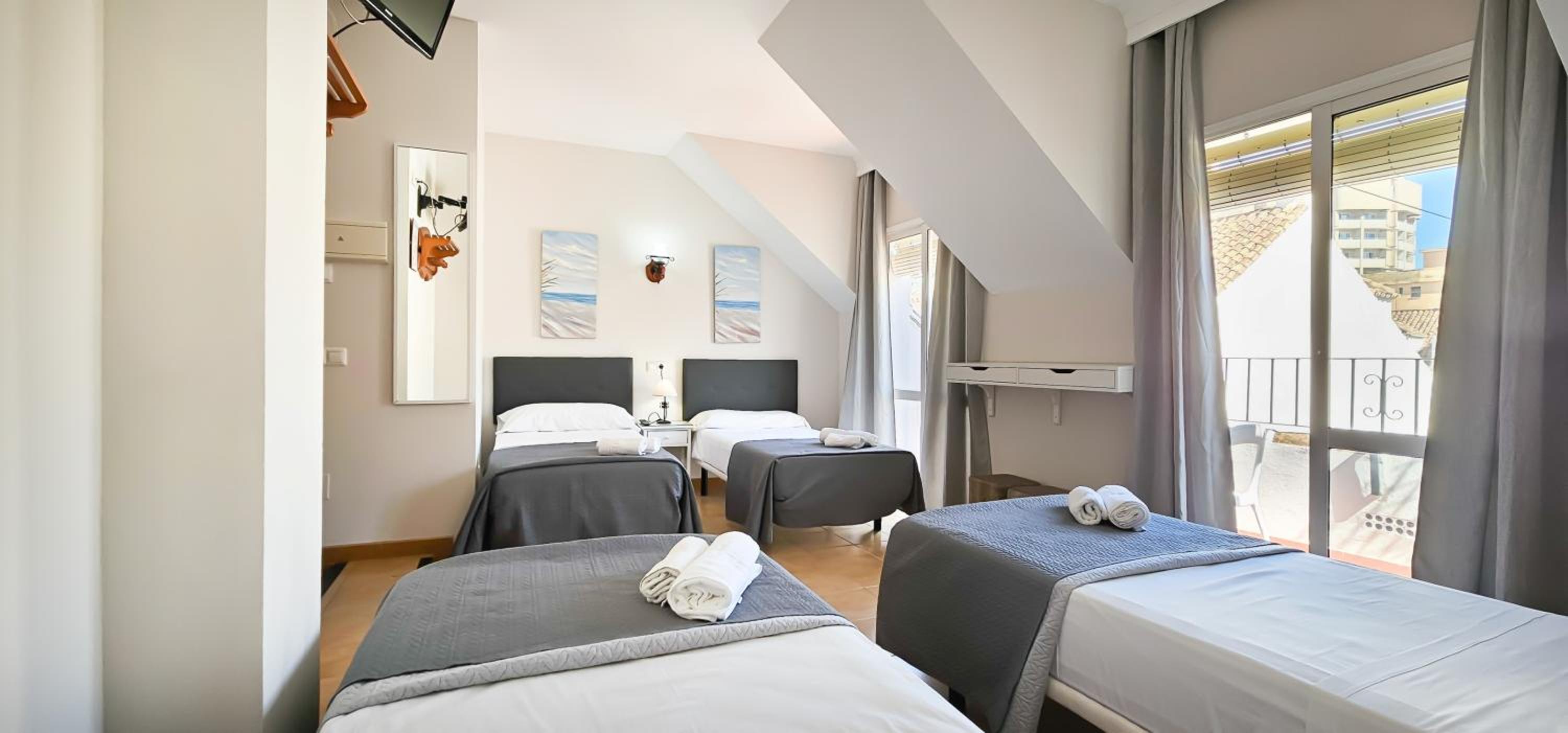 Quadruple Room photo 2