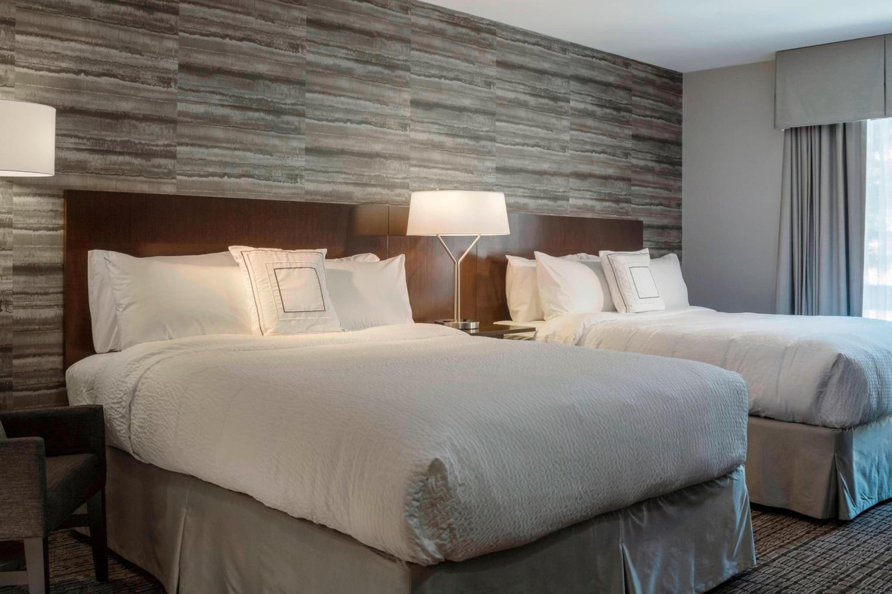Queen Room with Two Queen Beds - Photo 1