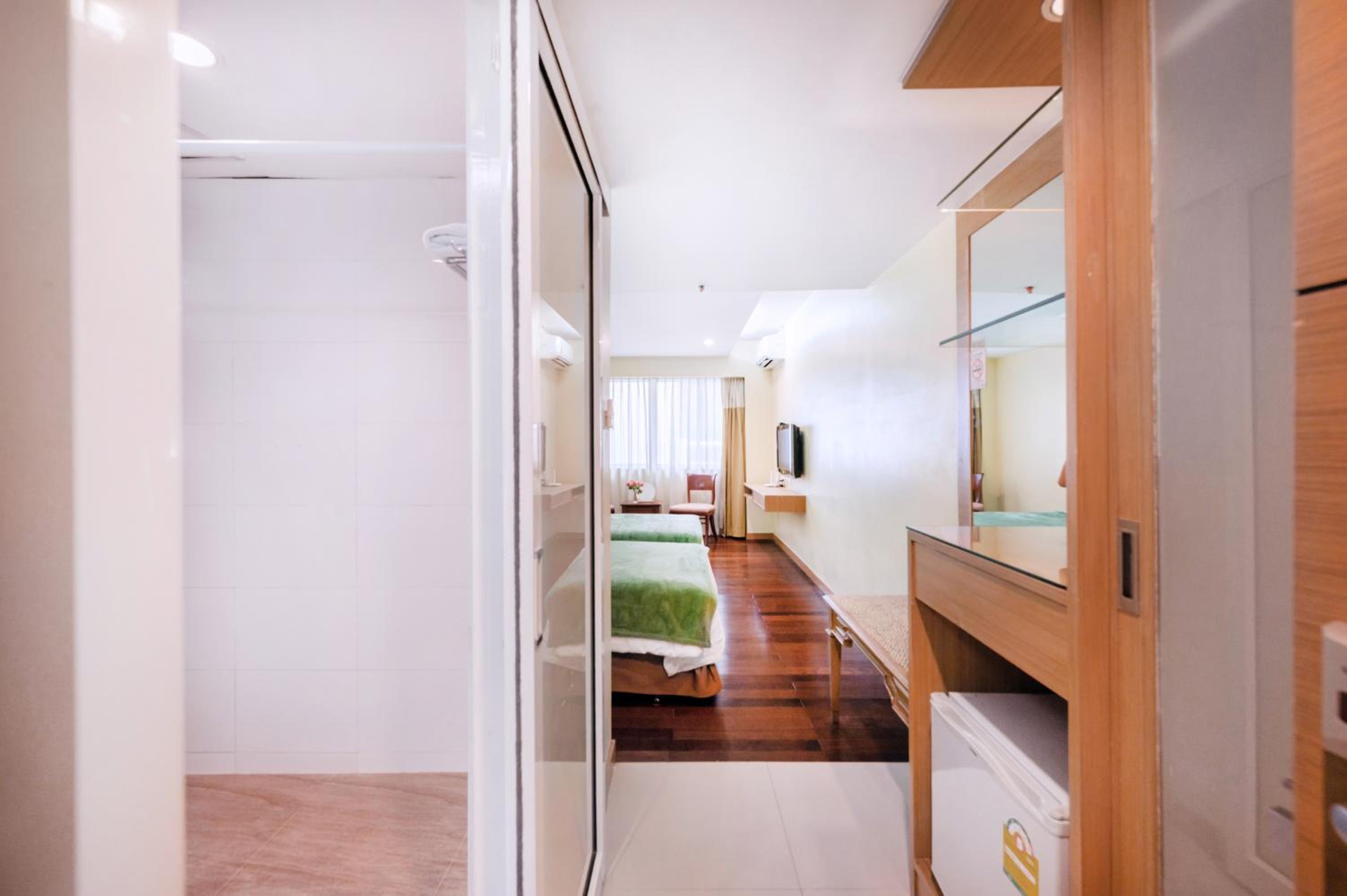 Deluxe Double or Twin Room photo 2