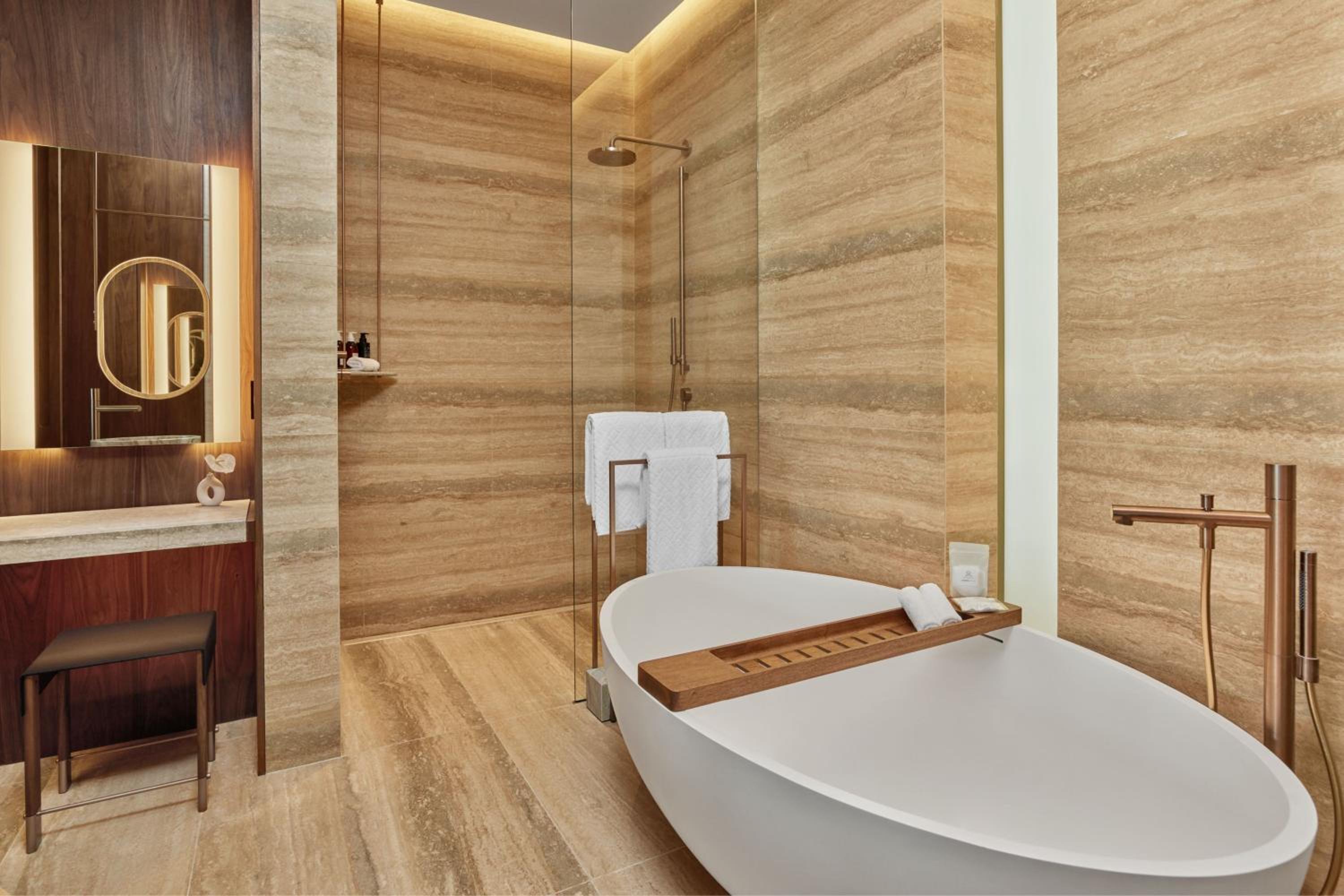 Deluxe King Room with Ocean View and Terrace - Photo 5