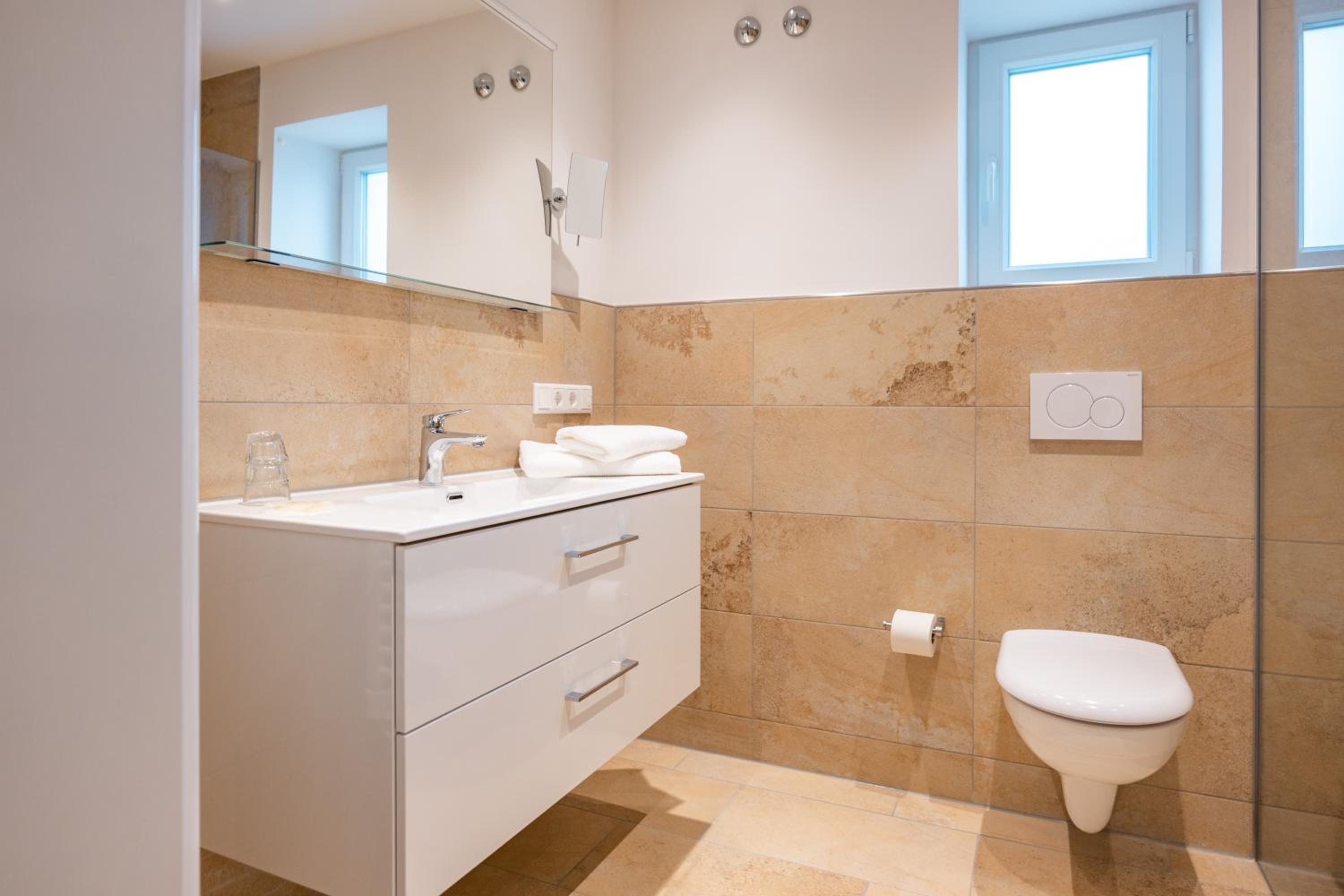 Superior Double or Twin Room photo 3