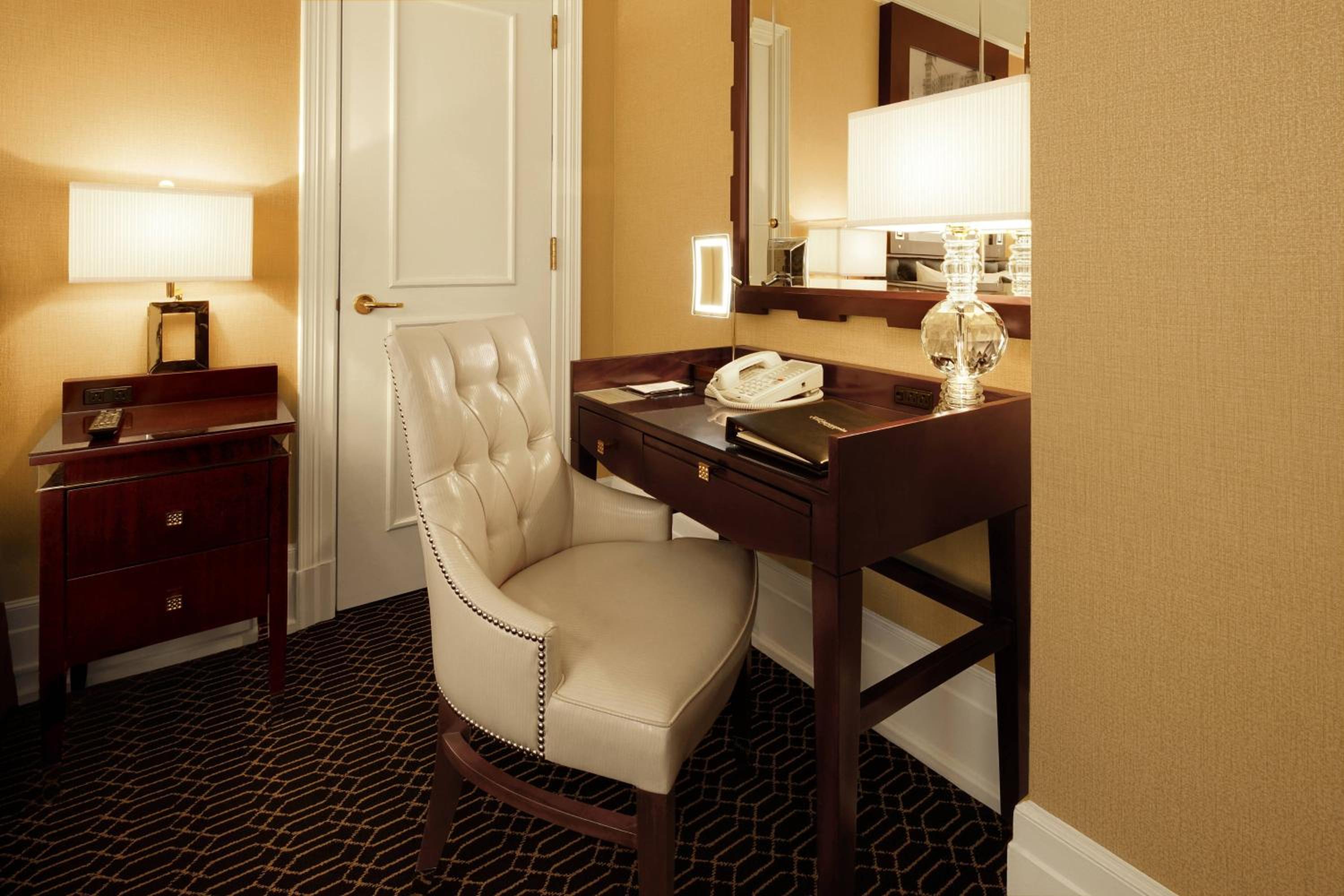 Queen Room