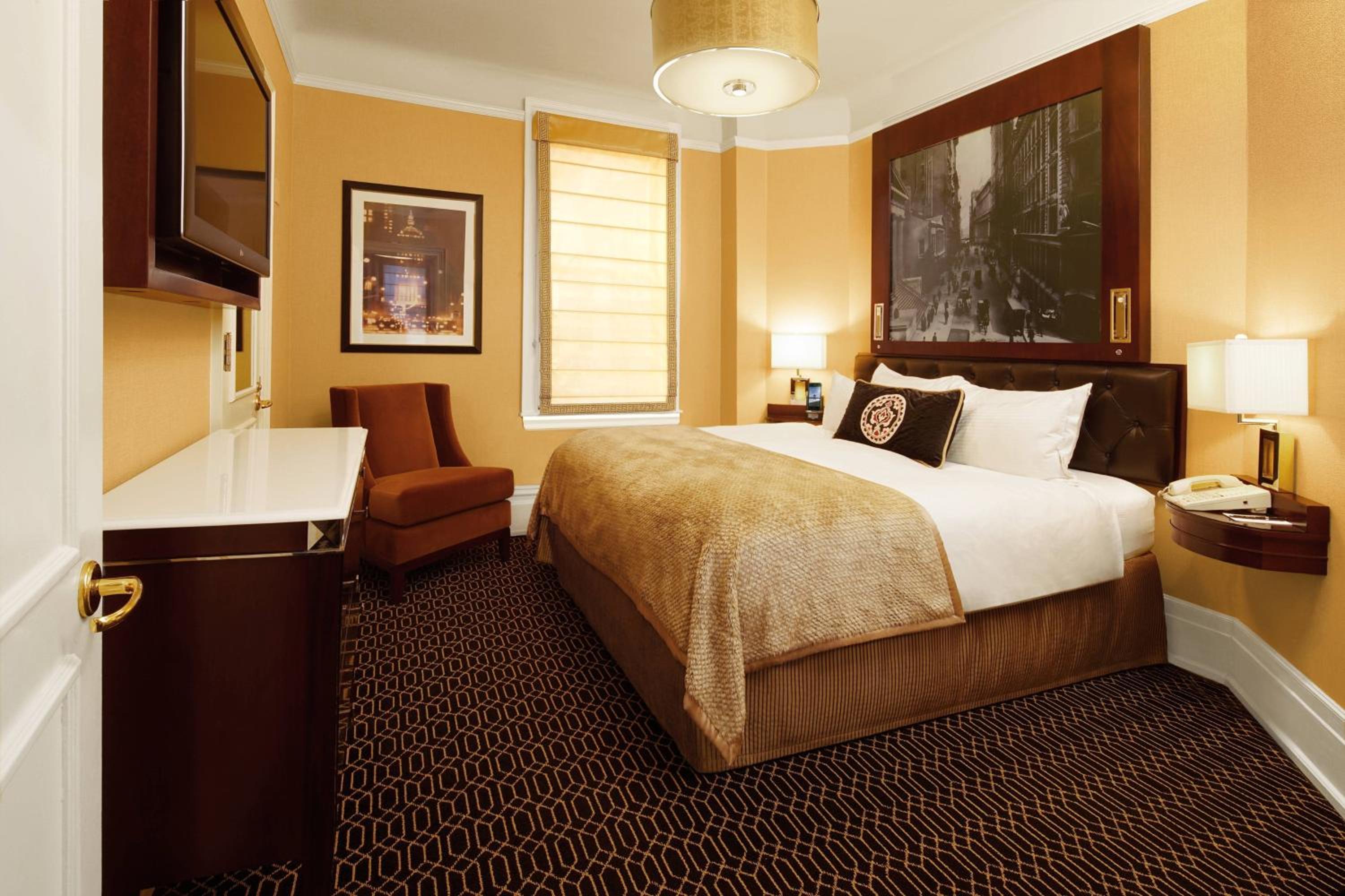 One-Bedroom King Suite with Sofa Bed