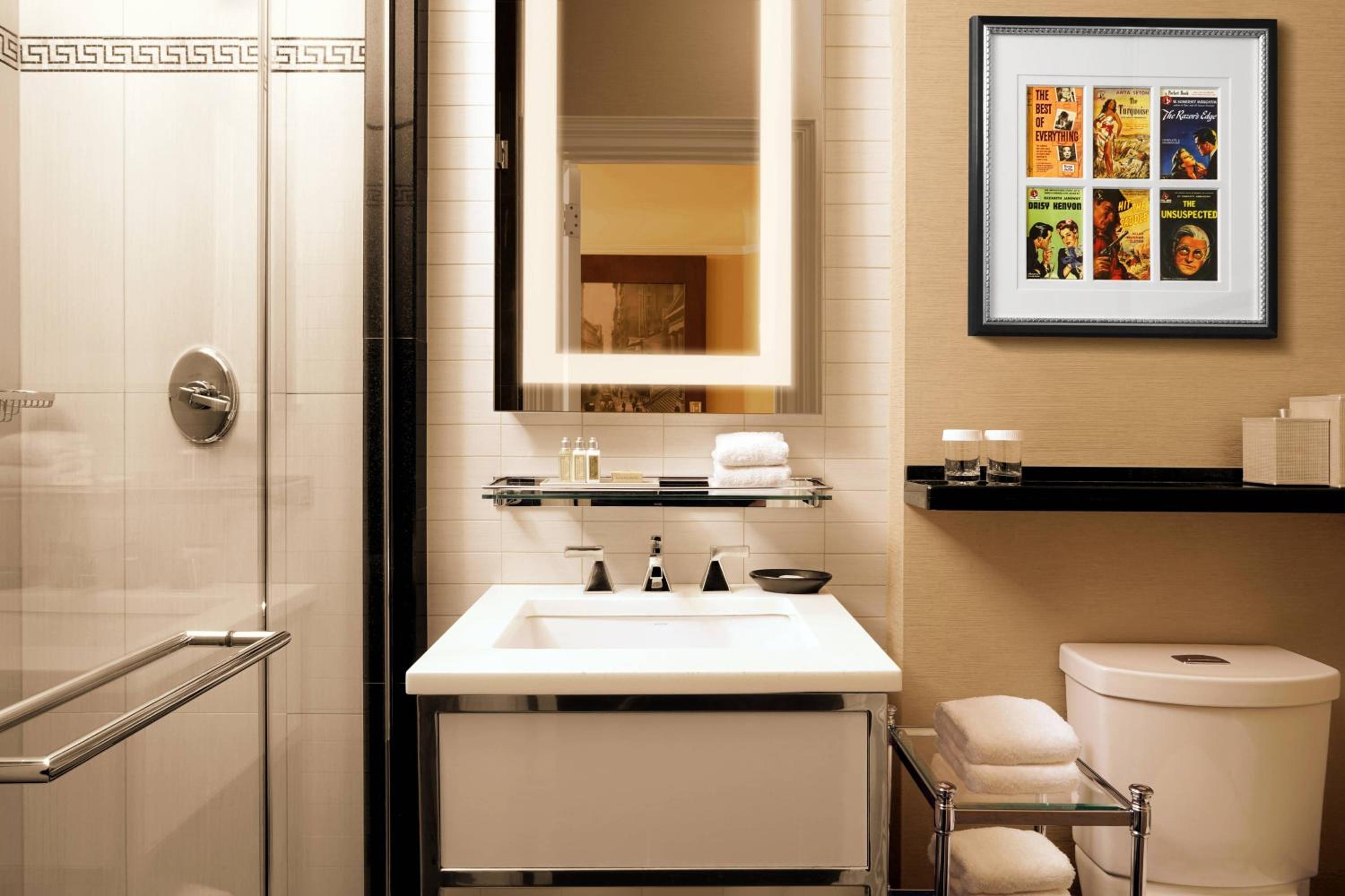 One-Bedroom King Suite with Sofa Bed