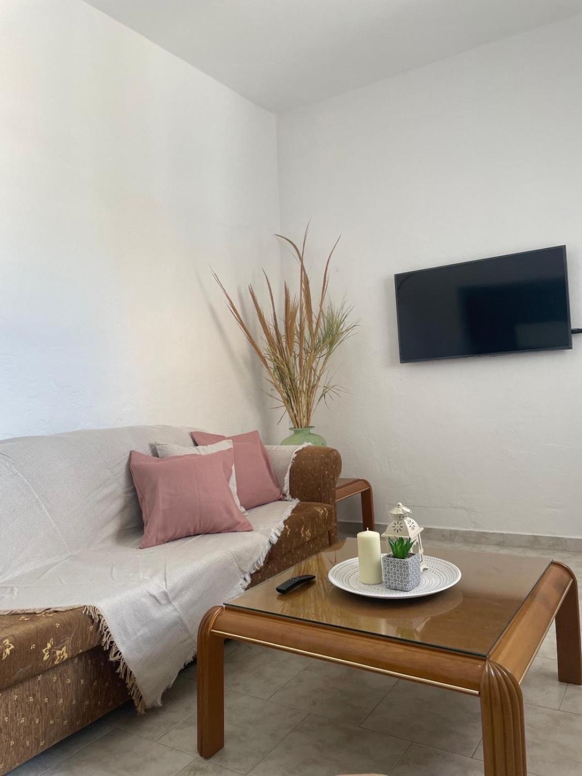 Two-Bedroom Apartment photo 2