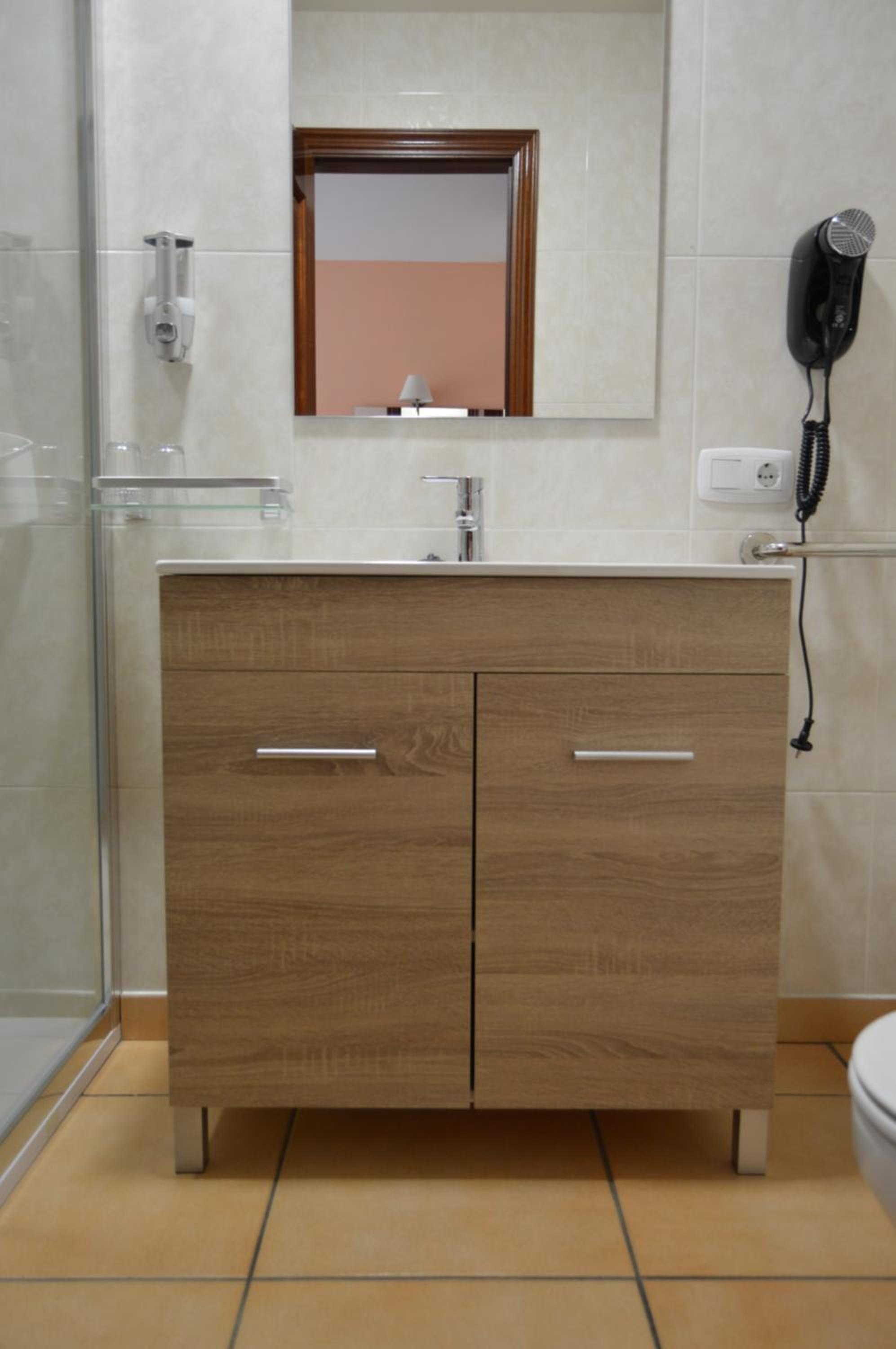 Double Room - Photo 27