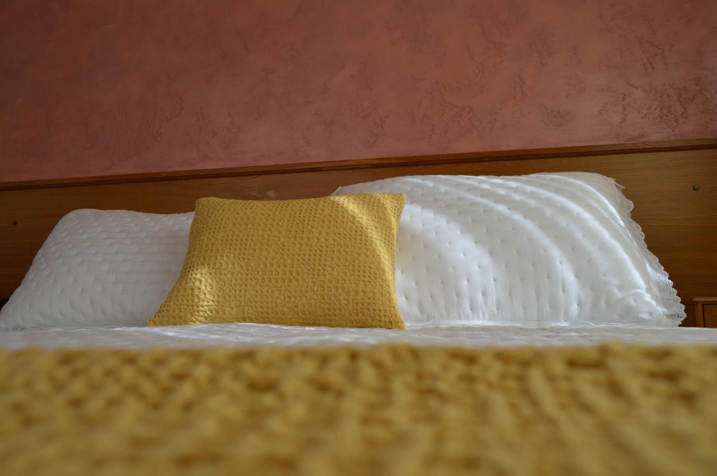Double Room - Photo 2