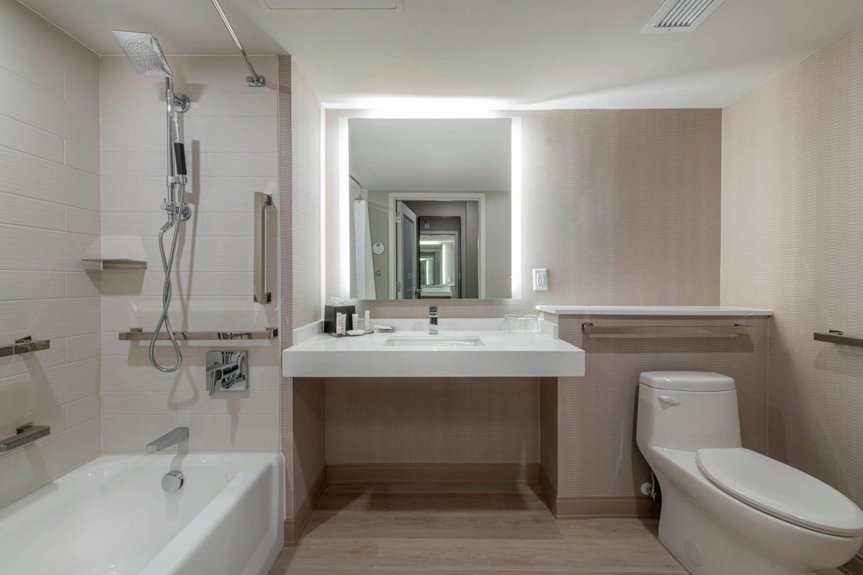 King or Double Room - Photo 3