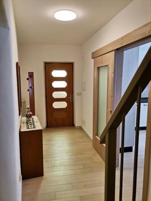 One-Bedroom House photo 1