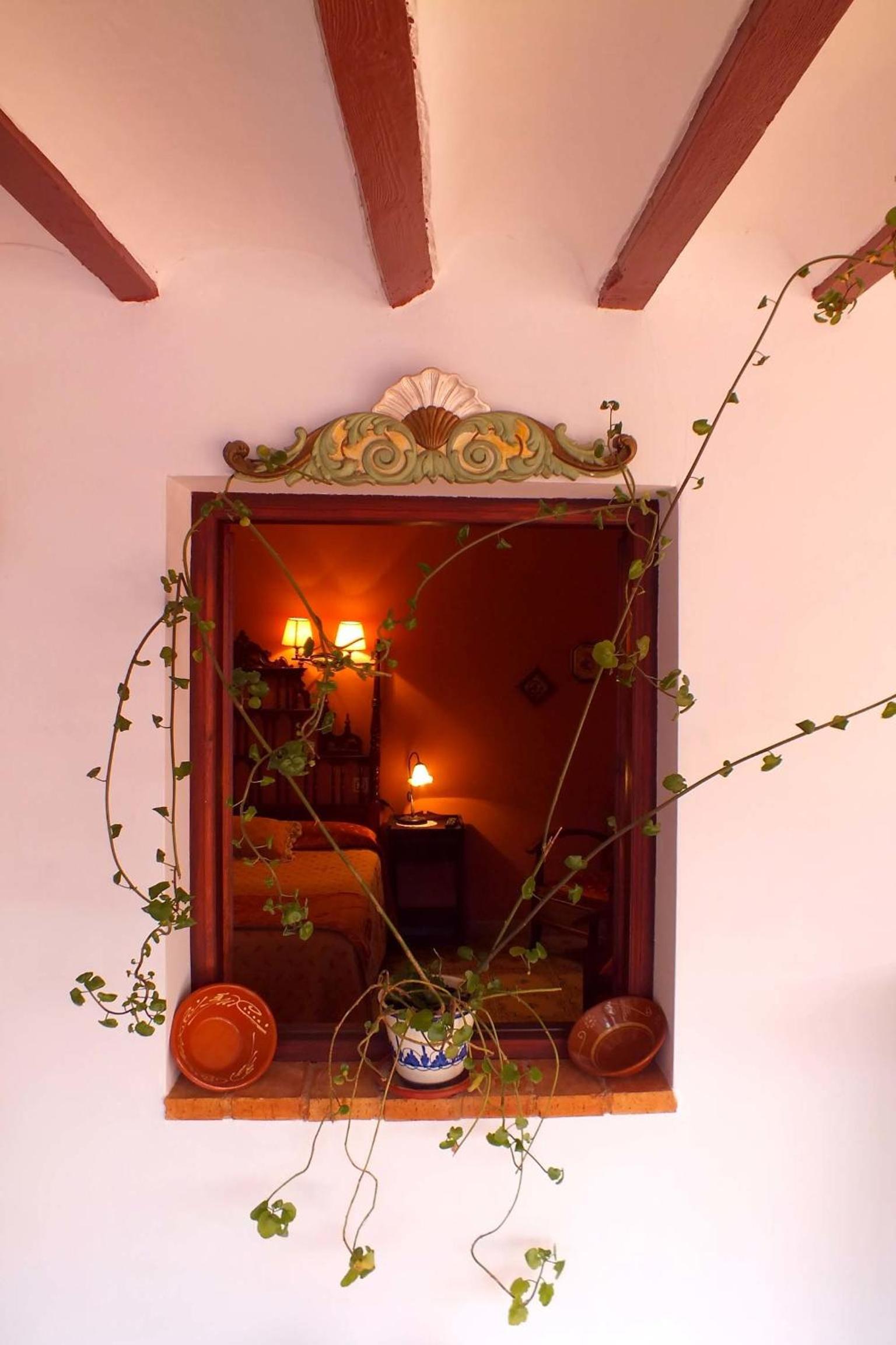 Double or Twin Room - Photo 7