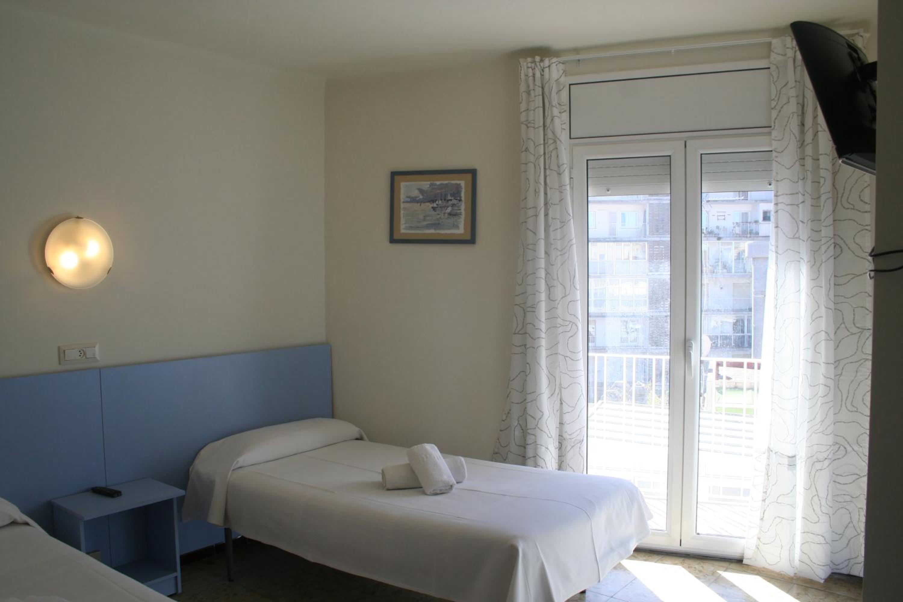 Habitación individual con baño privado