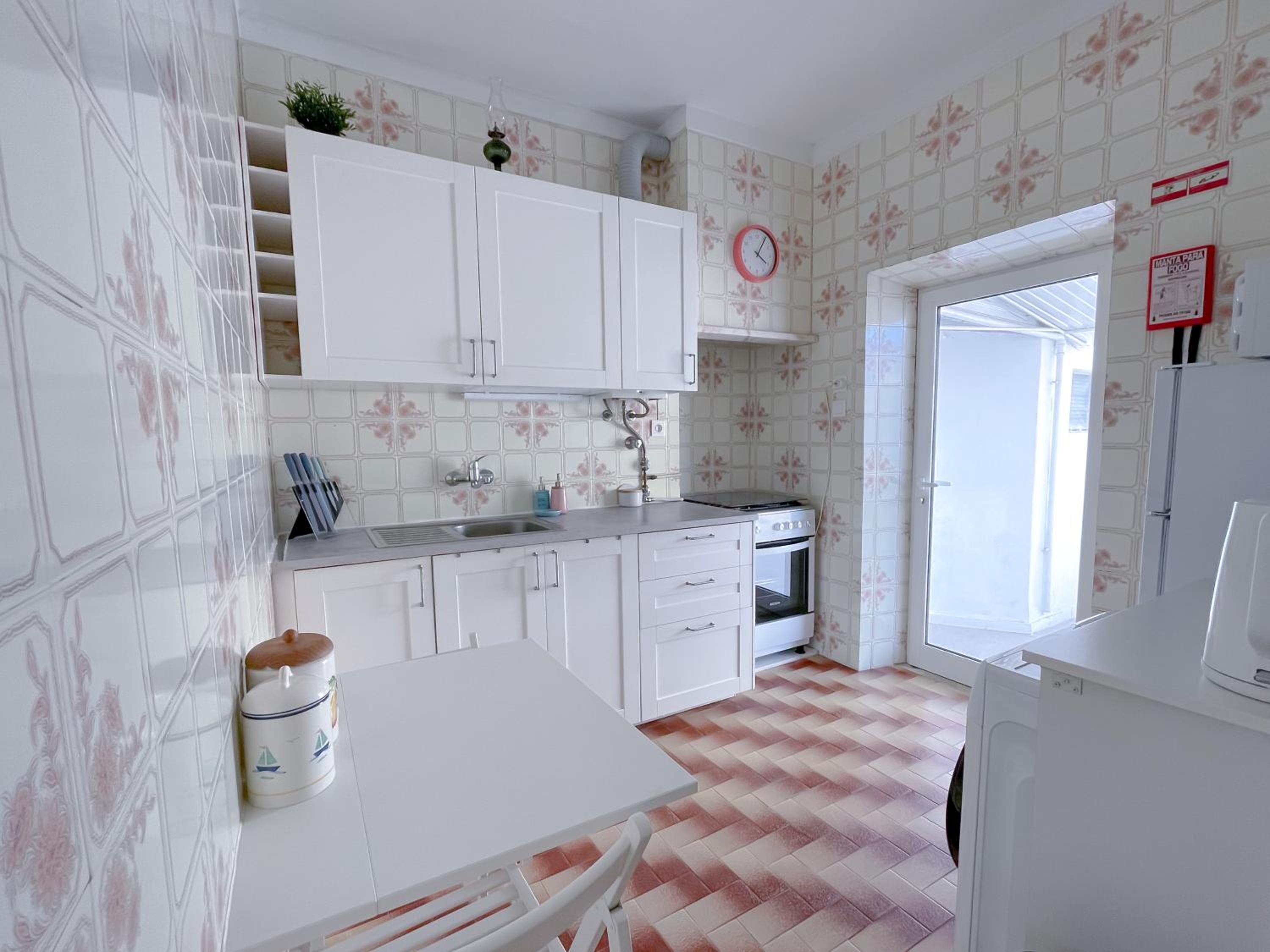 Two-Bedroom House photo 3