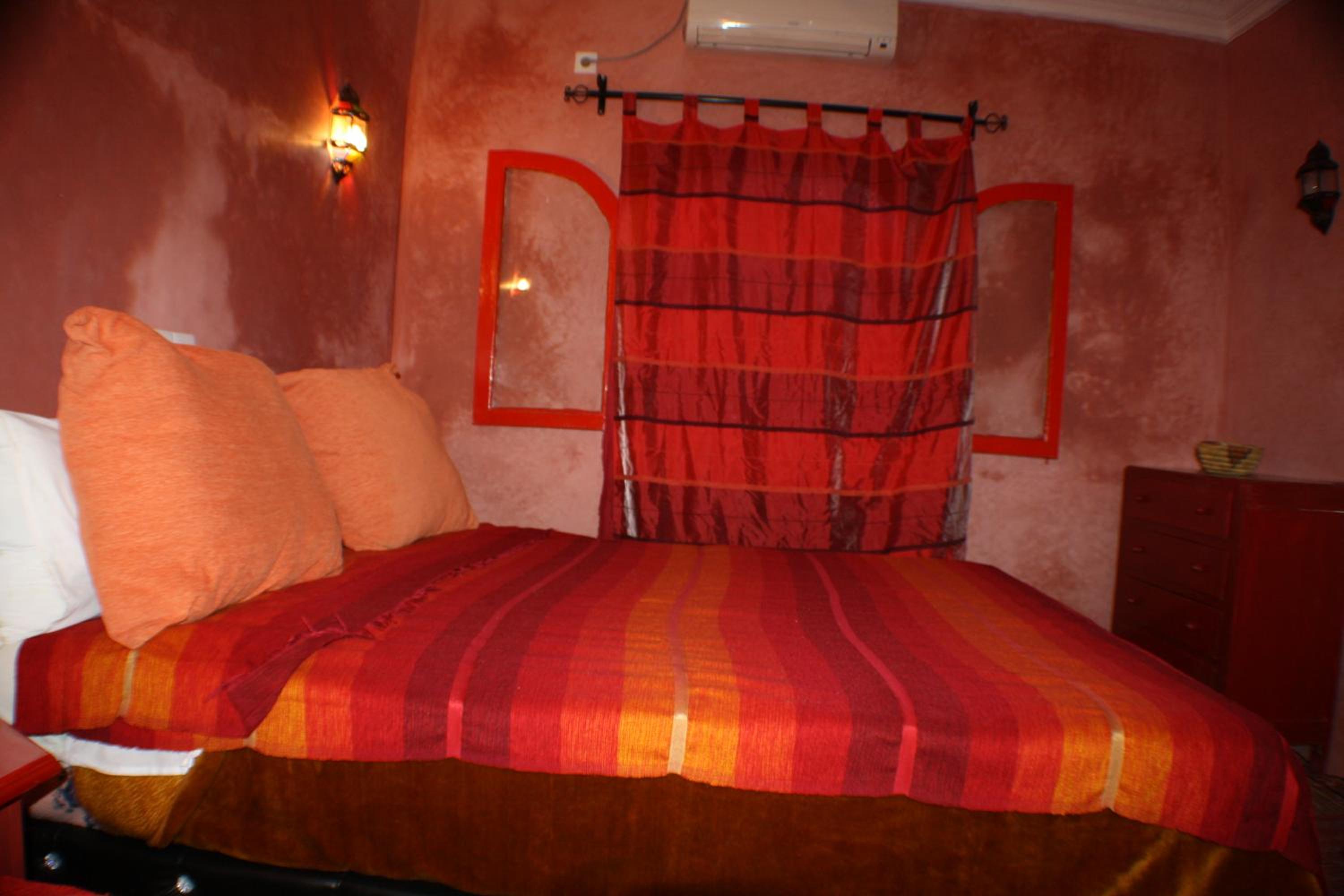 Quadruple Room - Photo 7