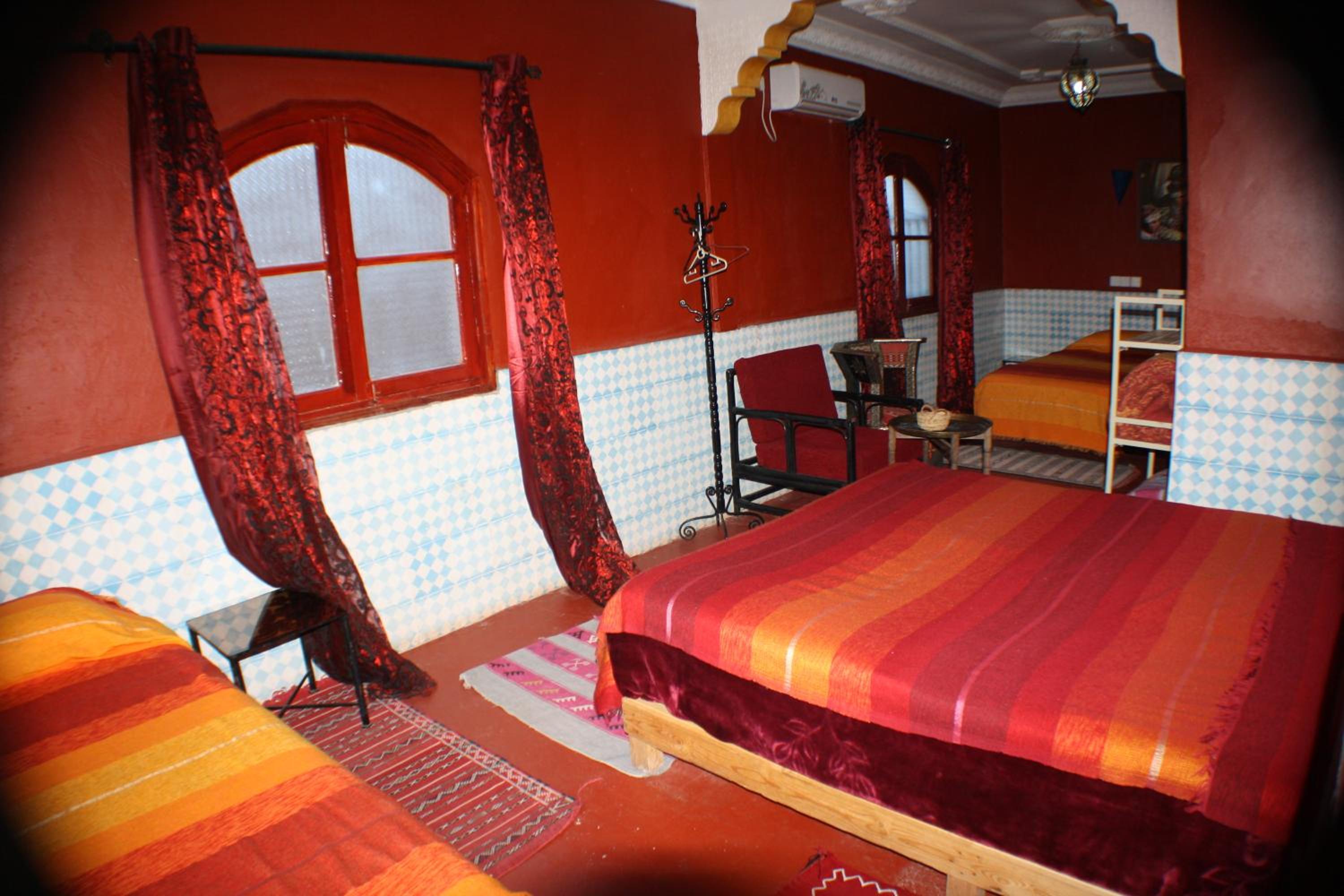 Quadruple Room - Photo 1
