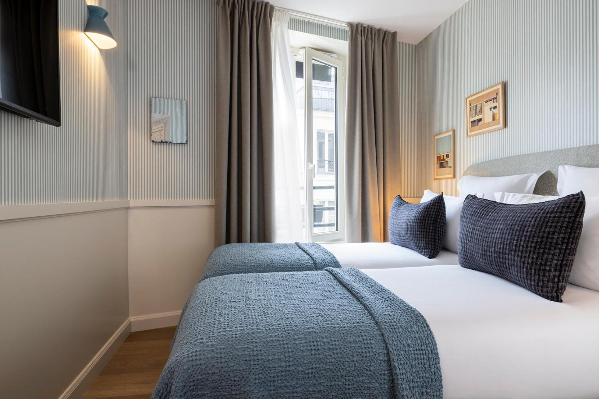 Le Petit Oberkampf Hotel & Spa bedroom photo