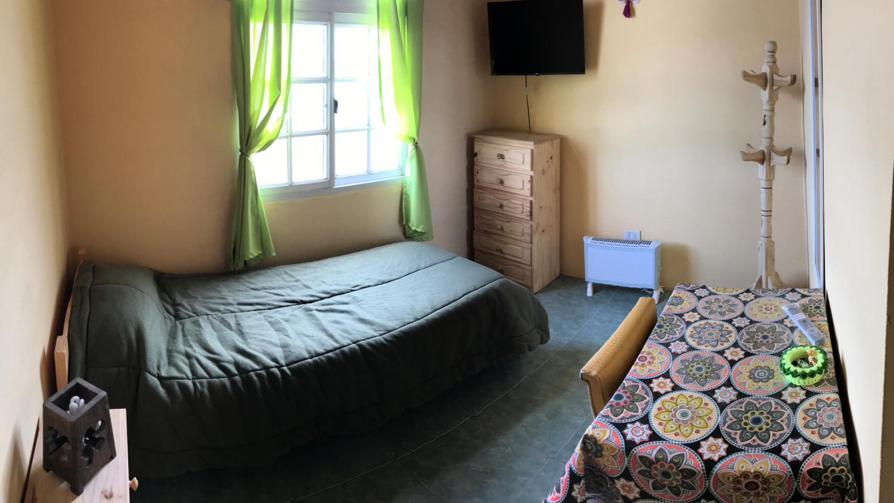 Single Room with Private Bathroom photo 1