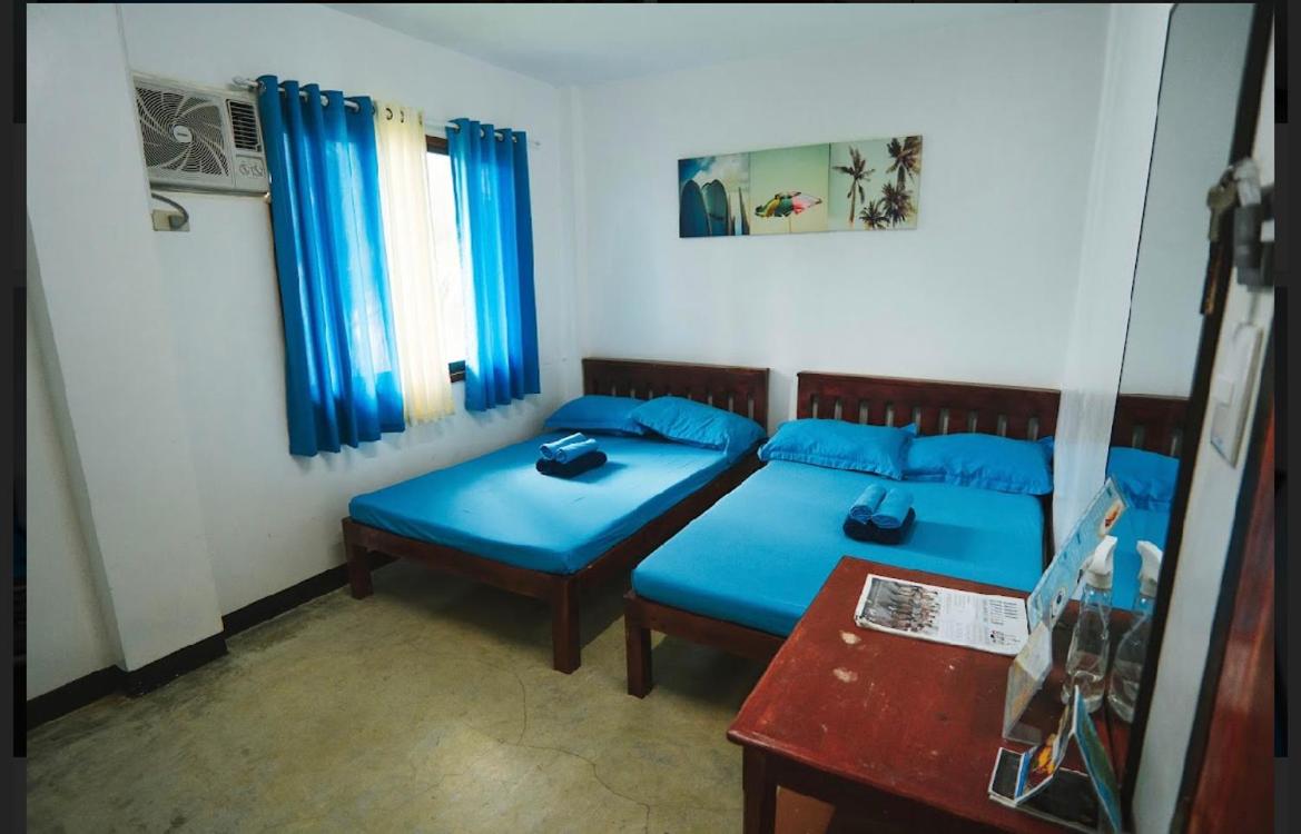 Quadruple Room - Photo 1