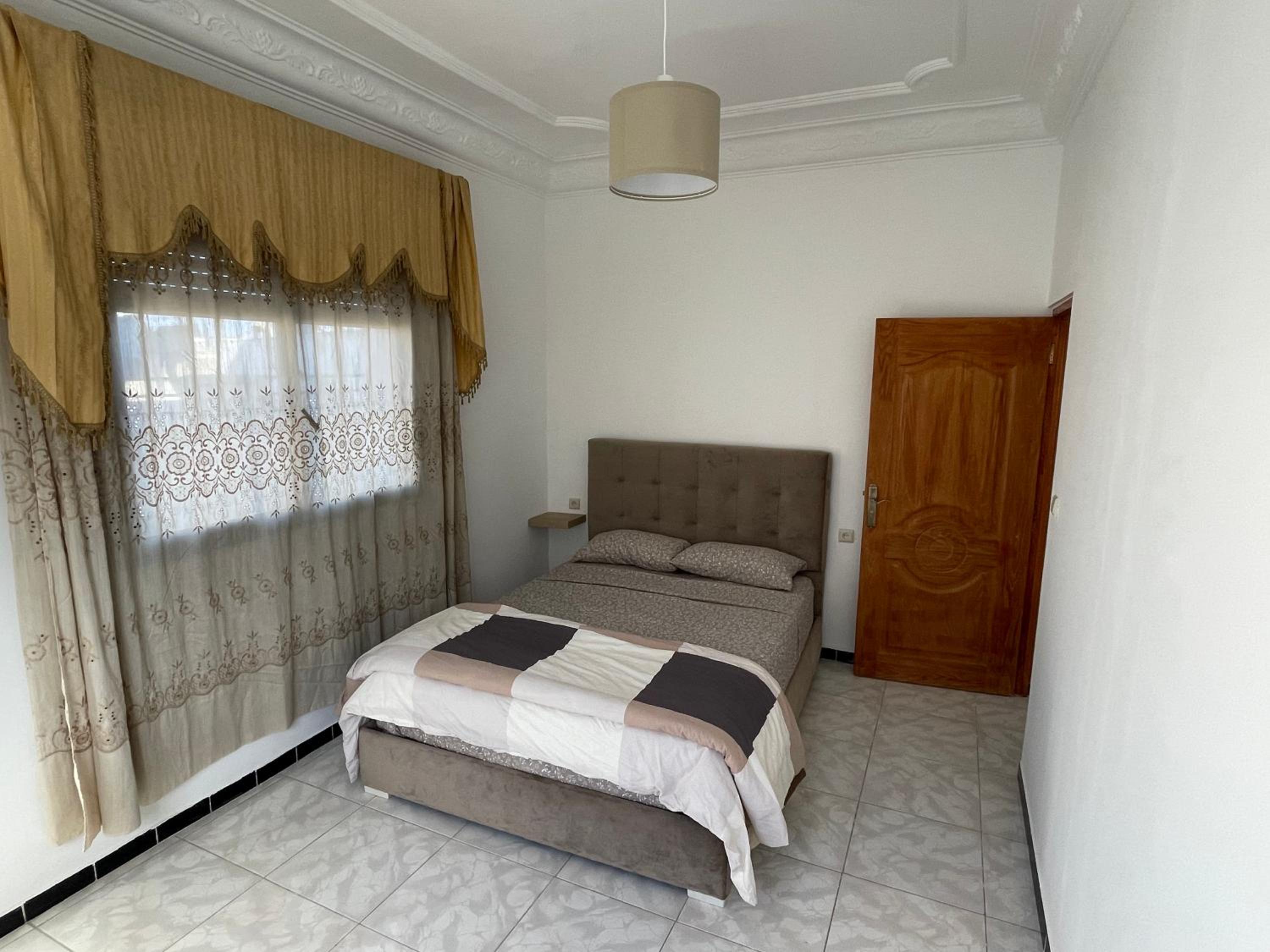Three-Bedroom Apartment photo 3