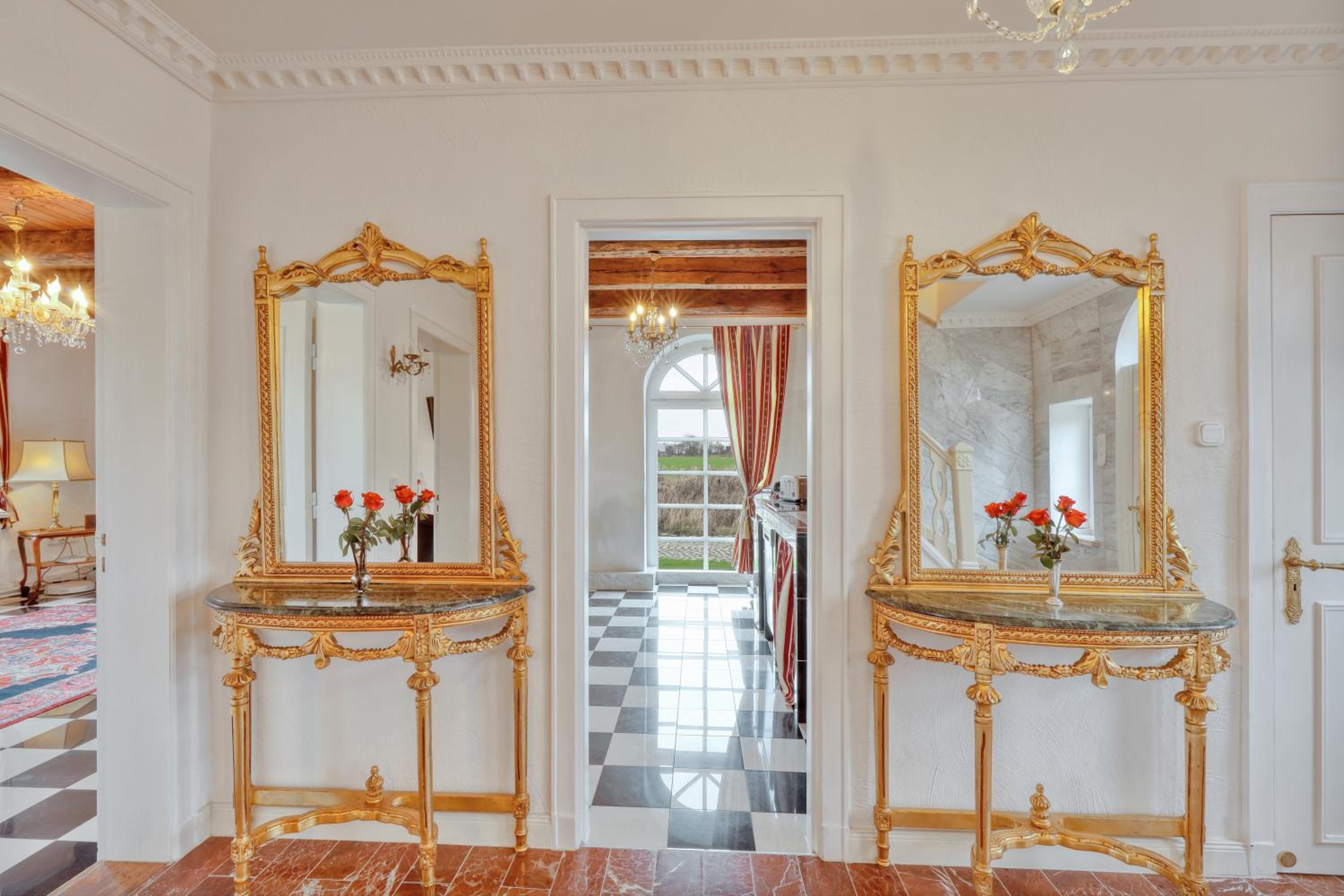 Duplex Apartment - Photo 22