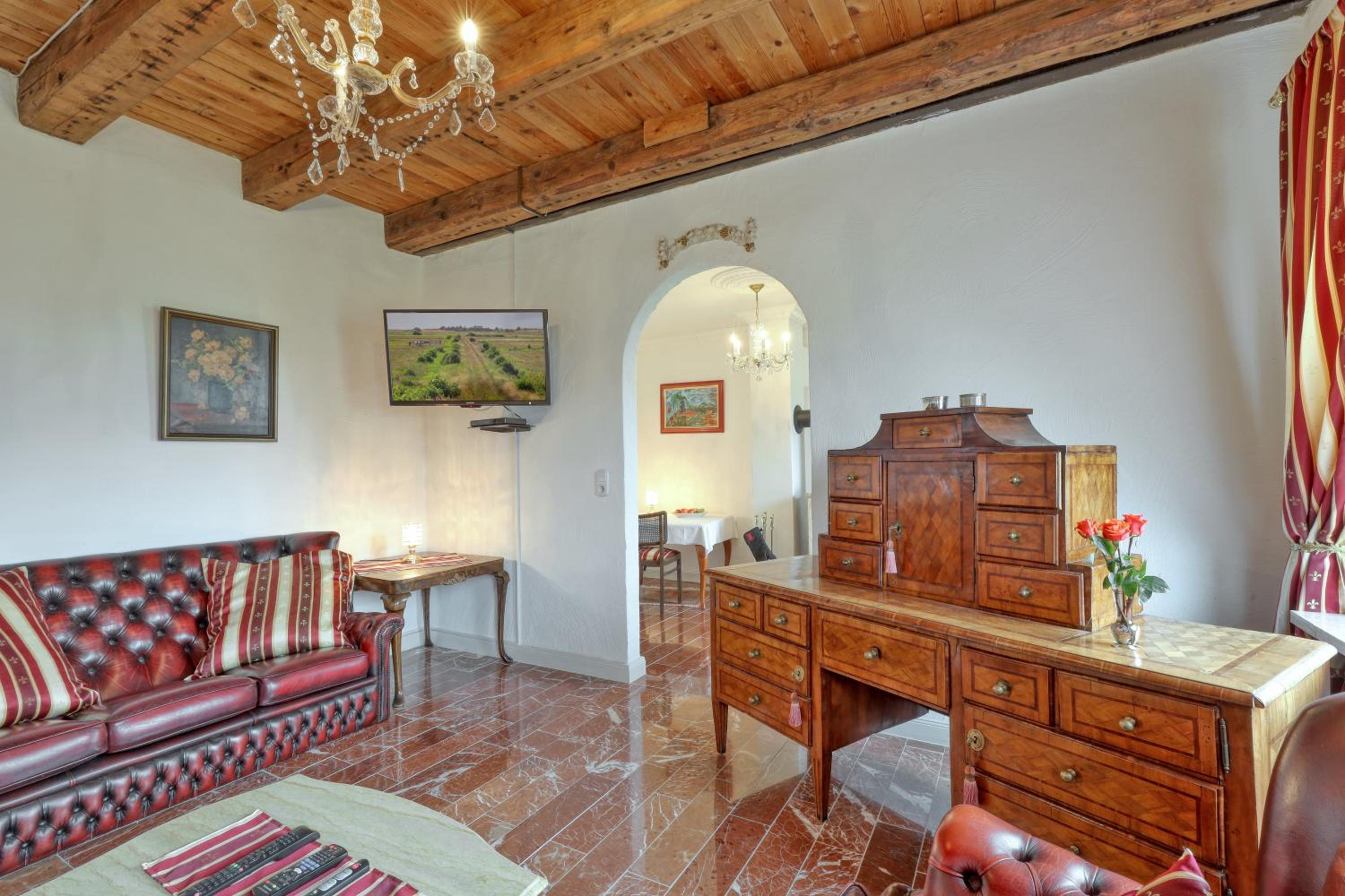 Duplex Apartment - Photo 1