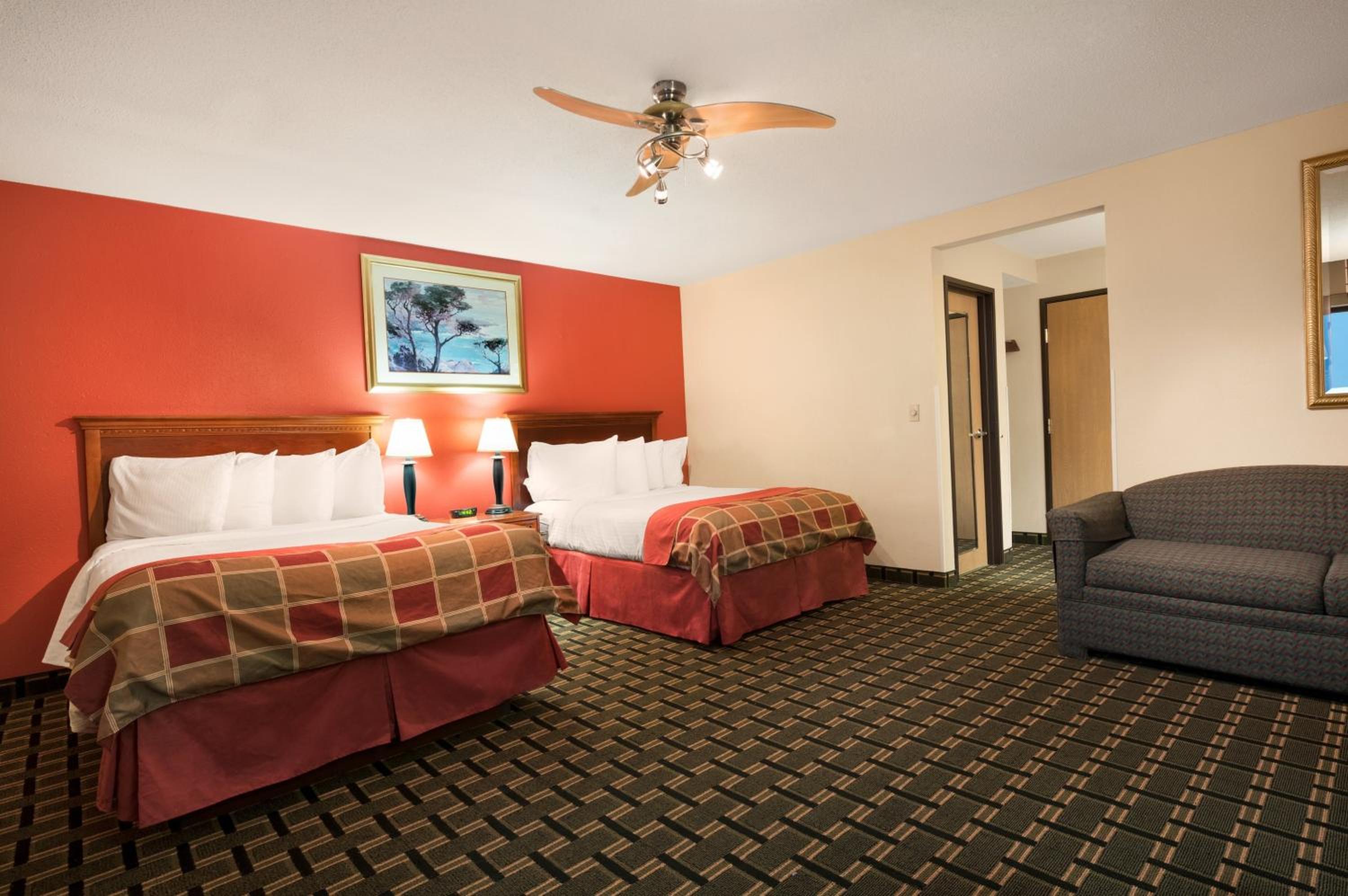 Superior Suite With Two Double Beds - Non-Smoking