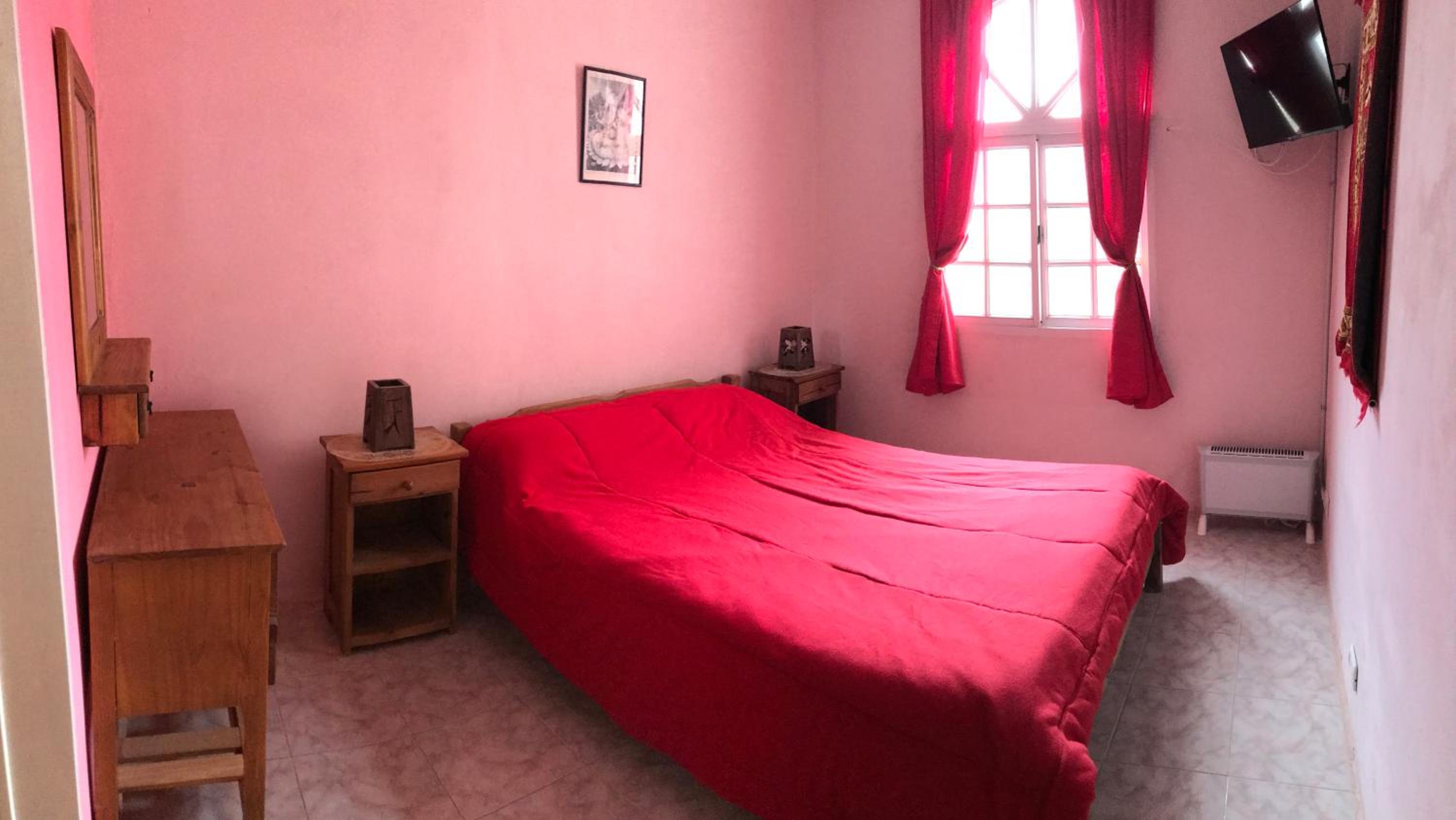 Double Room with Private Bathroom photo 1