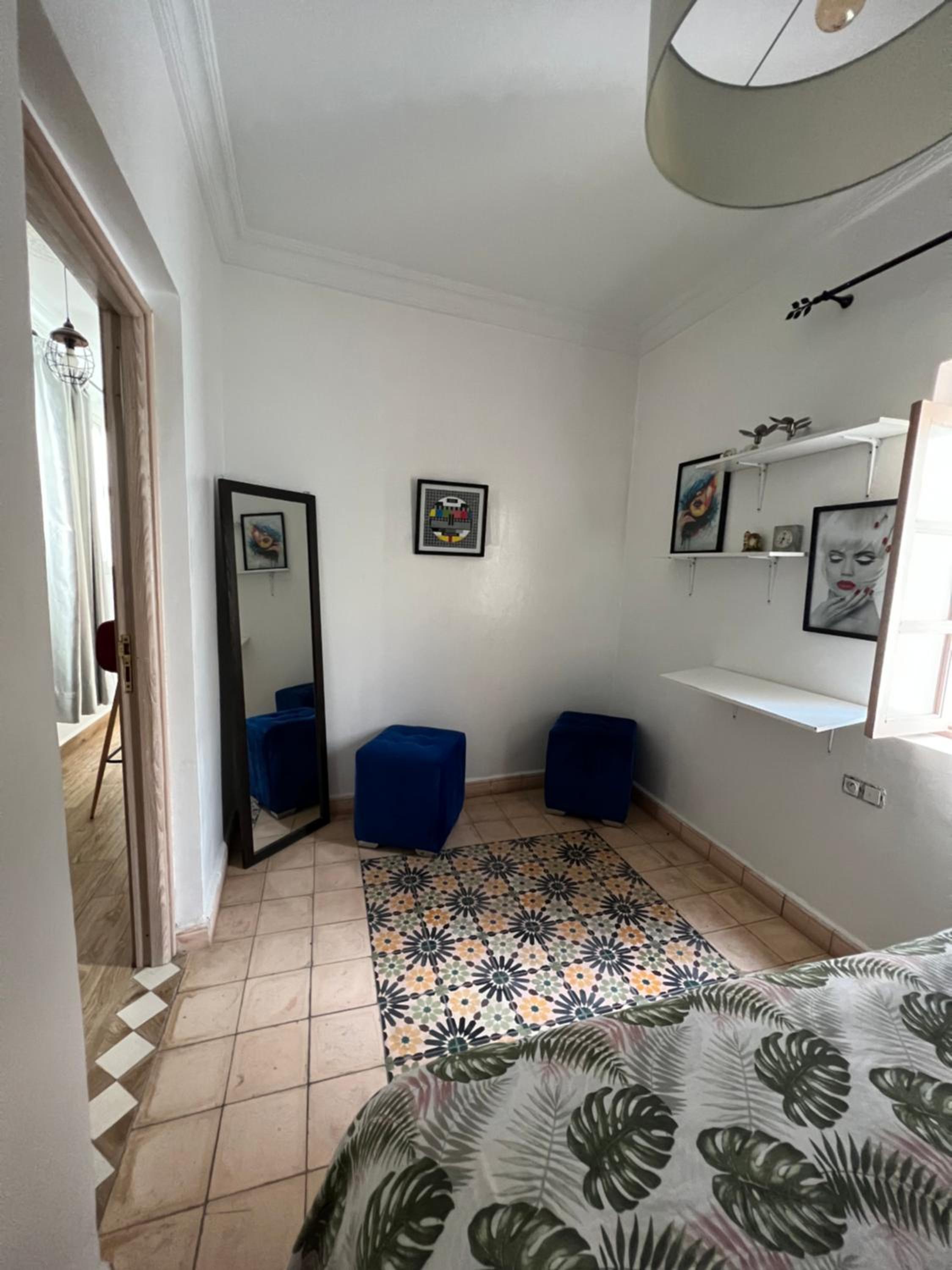 One-Bedroom Apartment - Photo 10