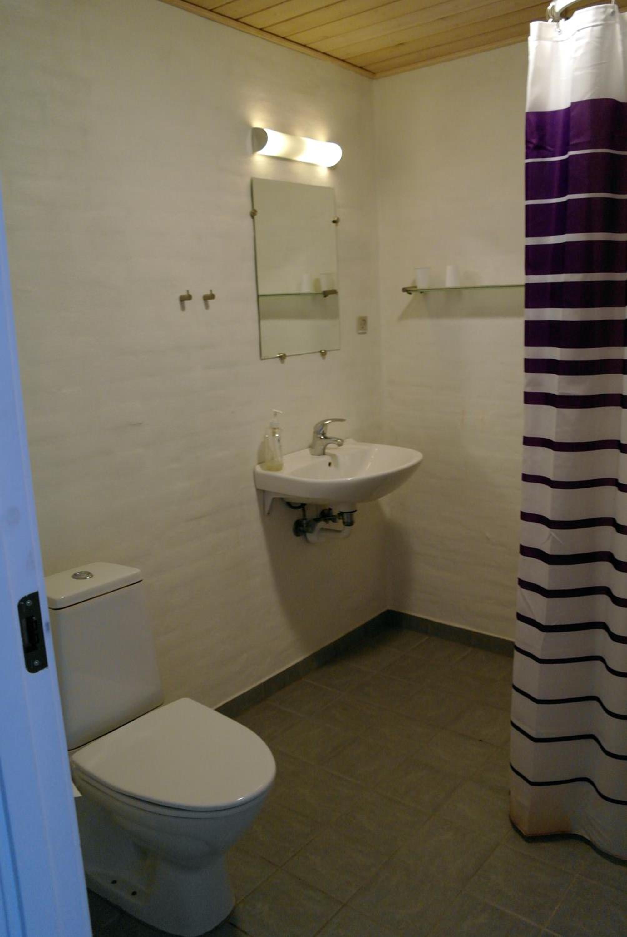 Twin Room with Bathroom photo 3