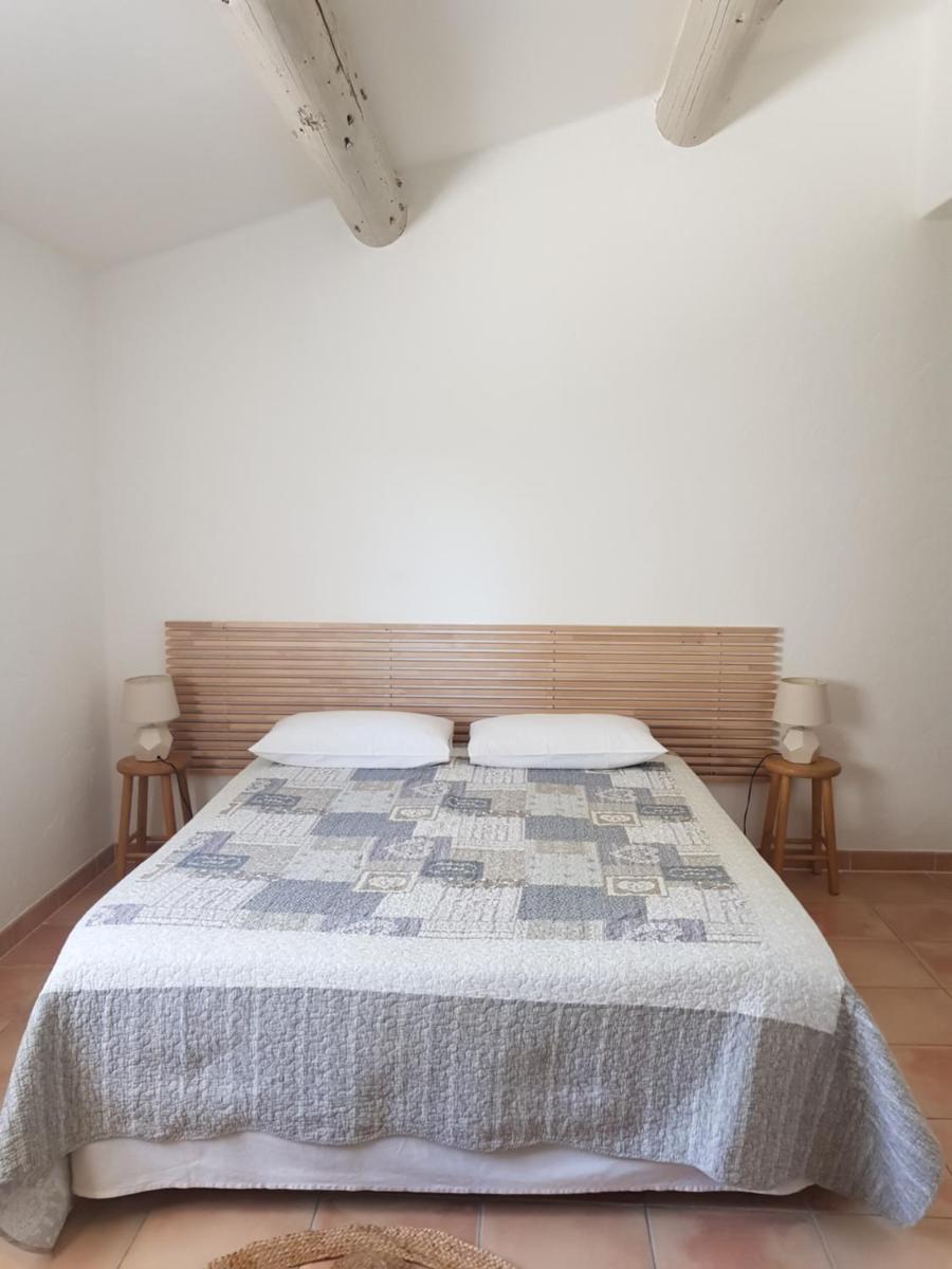 Standard Double Room - Photo 3