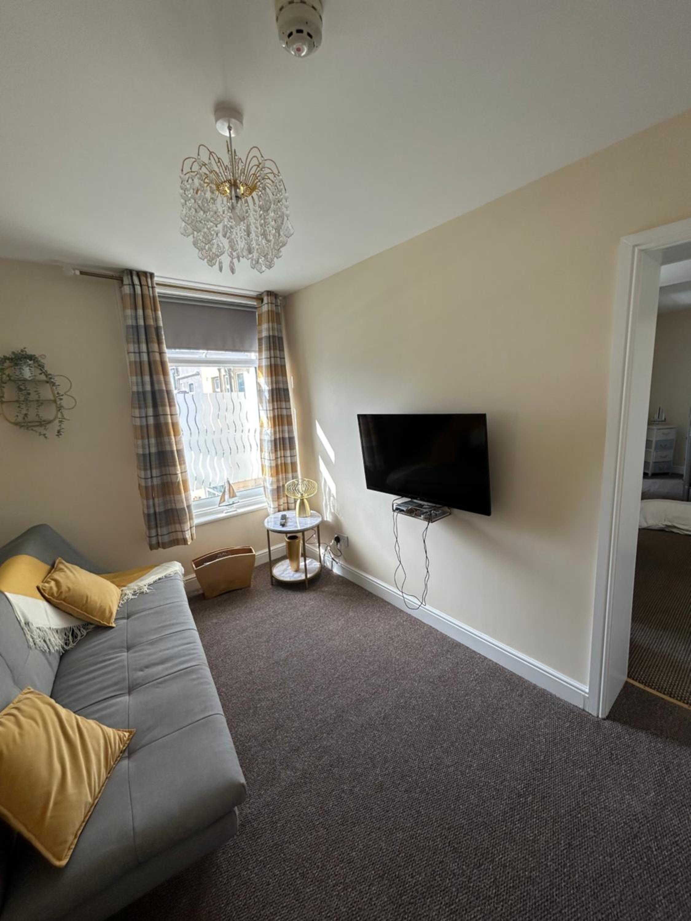 First Floor Classic Family Room  (2 adults + 2 children) photo 1