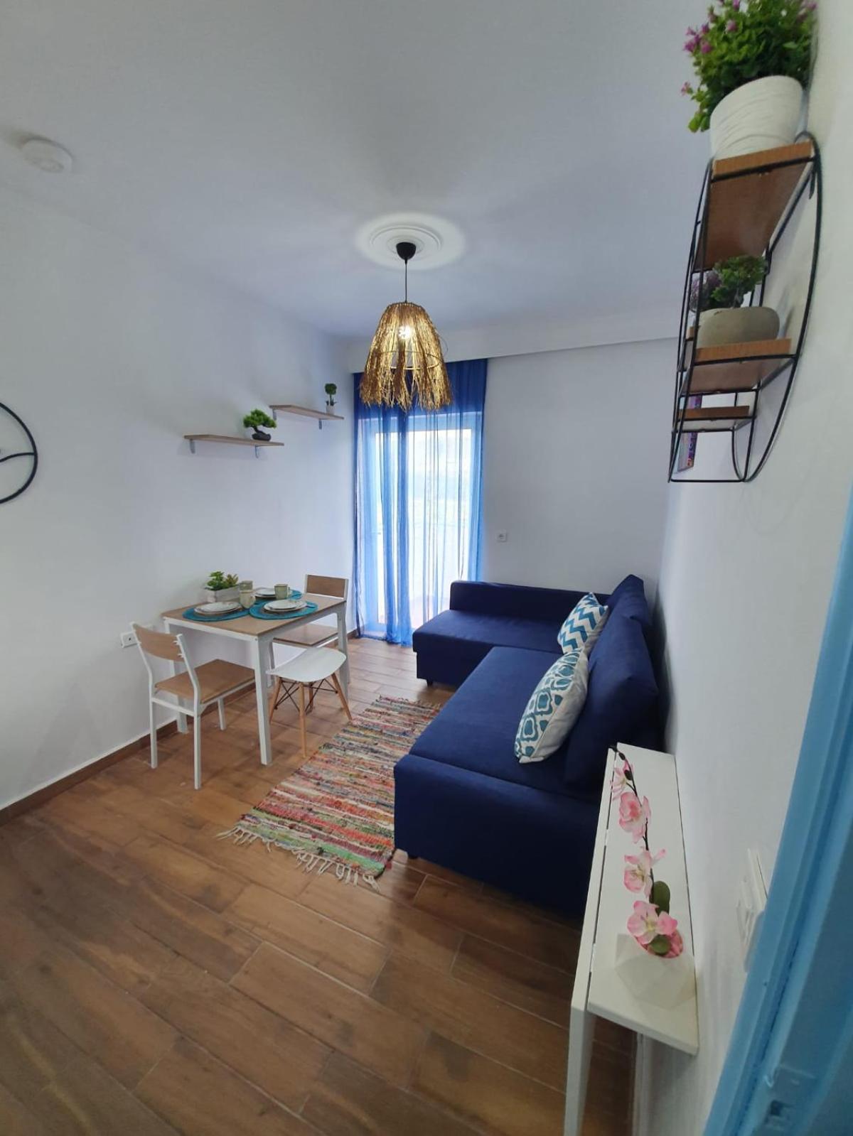 Apartment with Pool View  photo 3