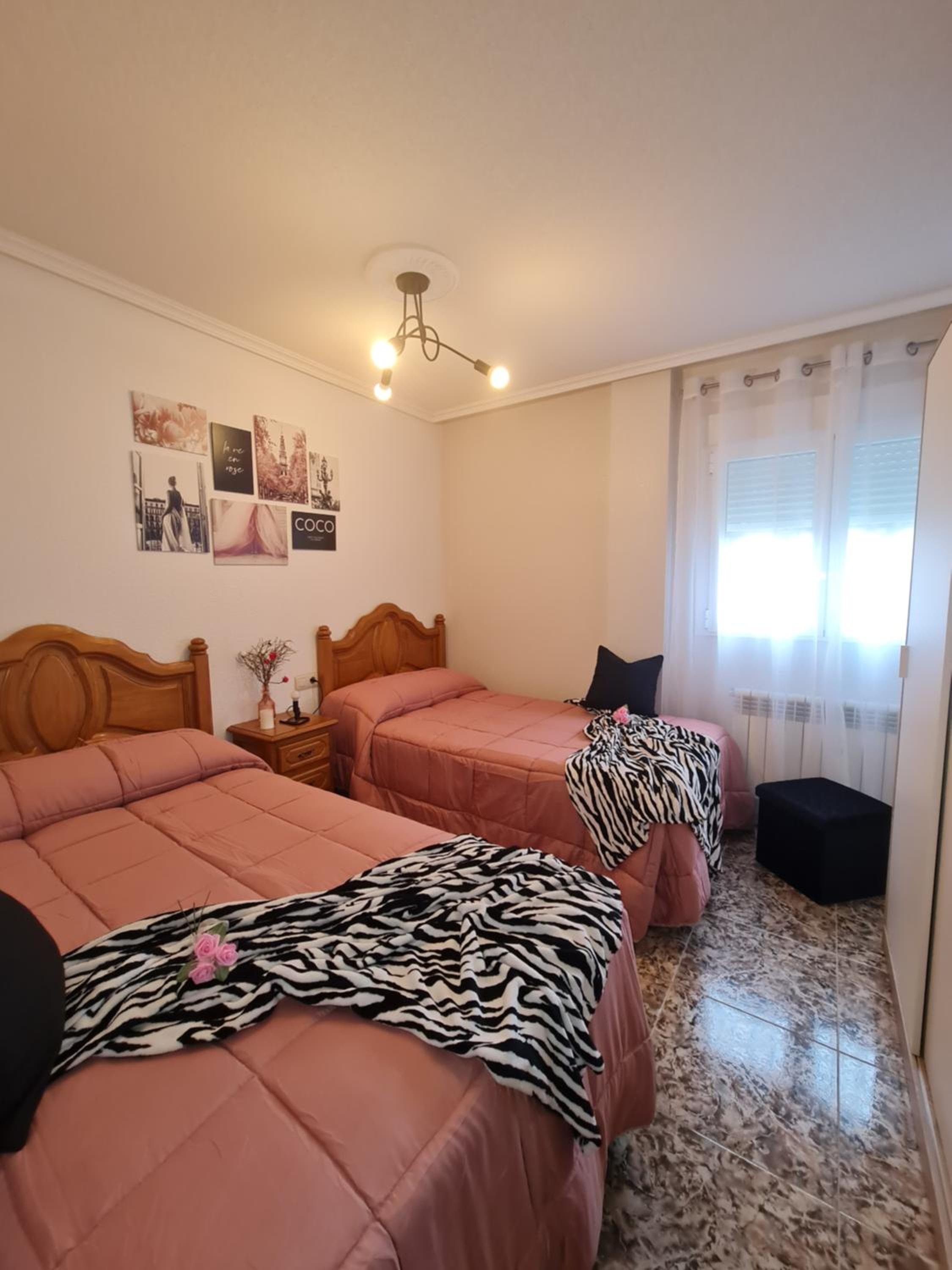 Casa de tres habitaciones