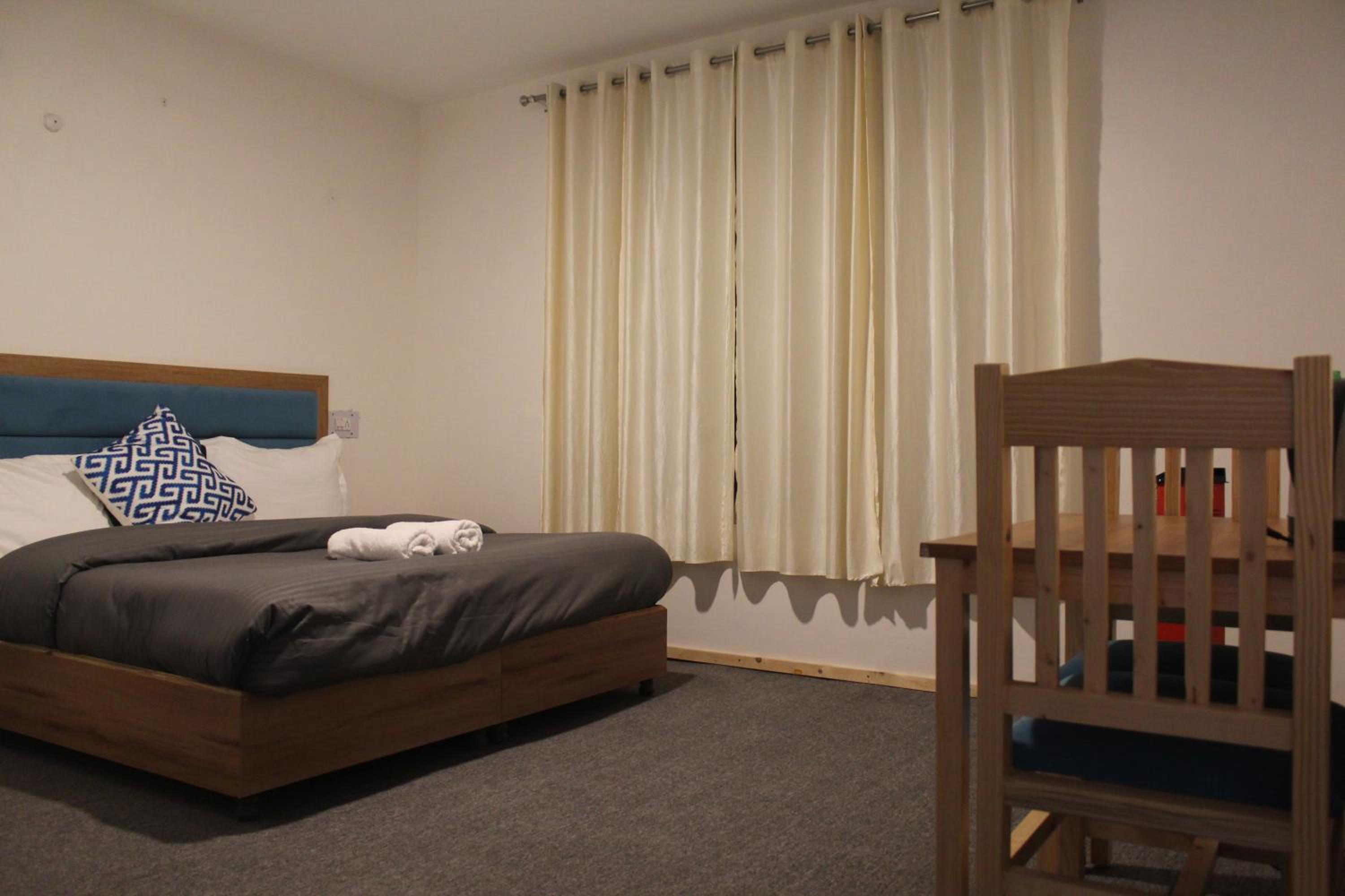 Deluxe Double Room with Balcony - Photo 6